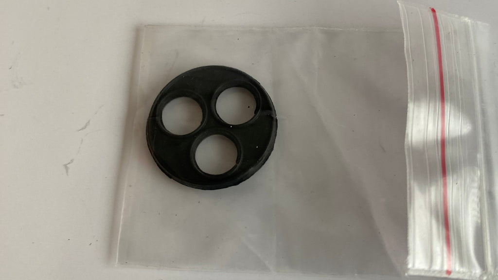 Joint 3 trous pour robinet essence Harley Davidson REF MCS 507992