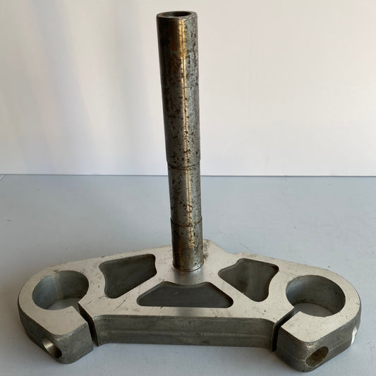 Té inférieur fourche Buell X1 REF OEM : J0106.B