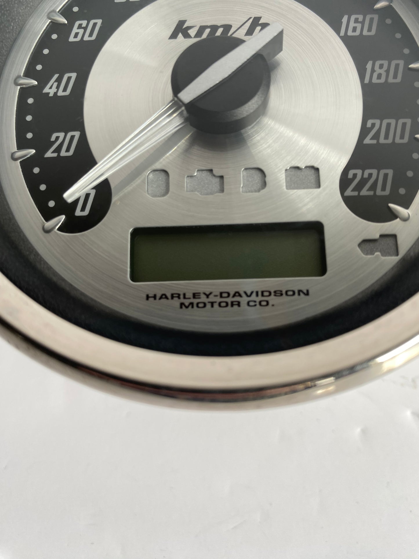 Compteur Km/H Electra Glide CVO Harley Davidson REF OEM 67519-04B