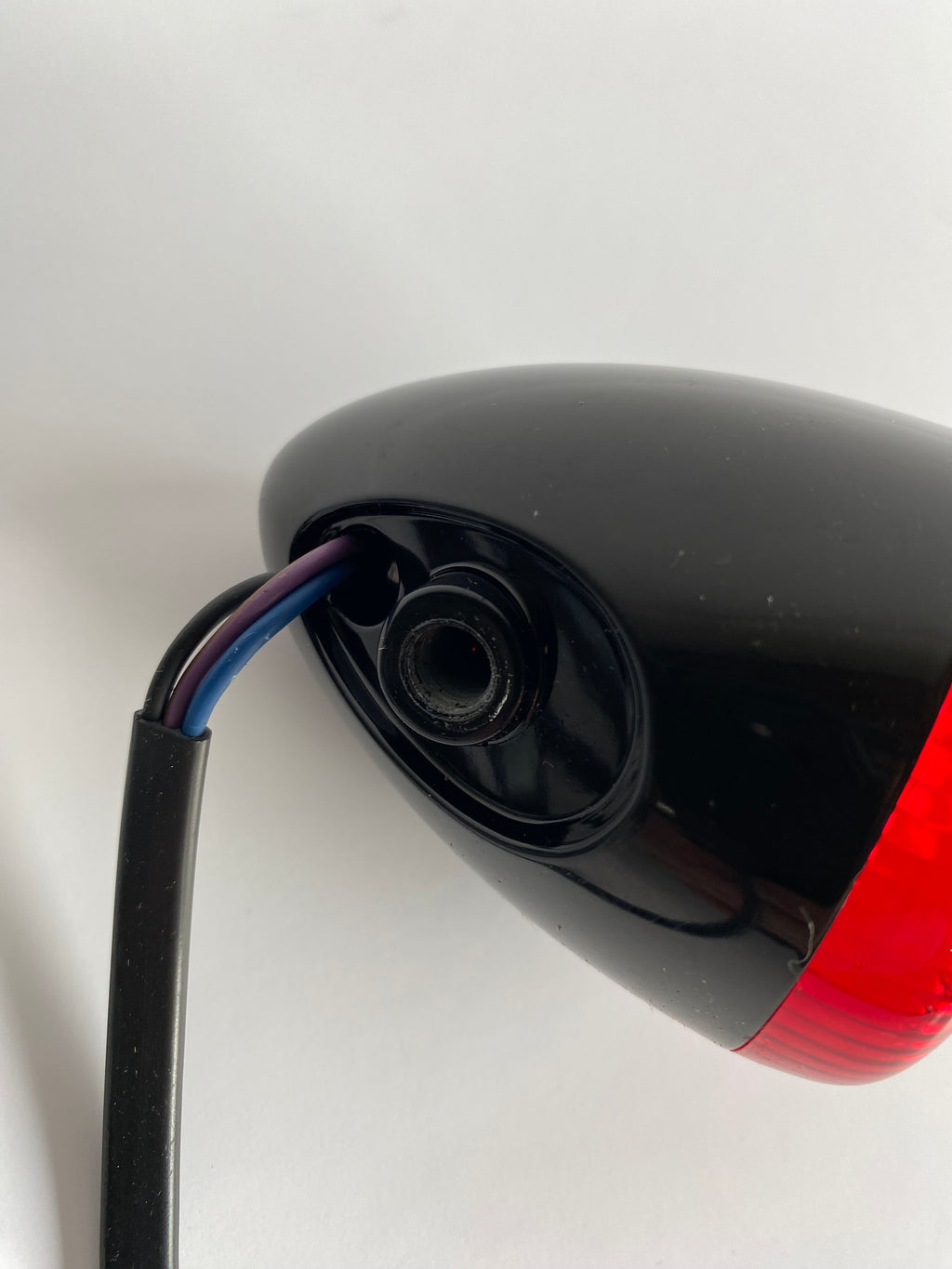 Black dual-function rear indicator, USA model, OEM REF: 68449-07
