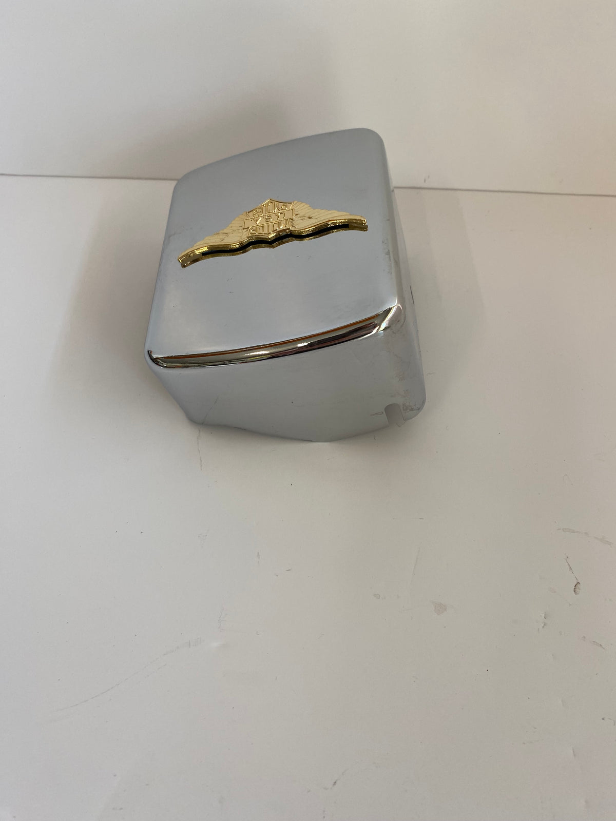 Cache bobine HT allumage chromé ailes or Shovelhead Harley Davidson REF CCI 26-511