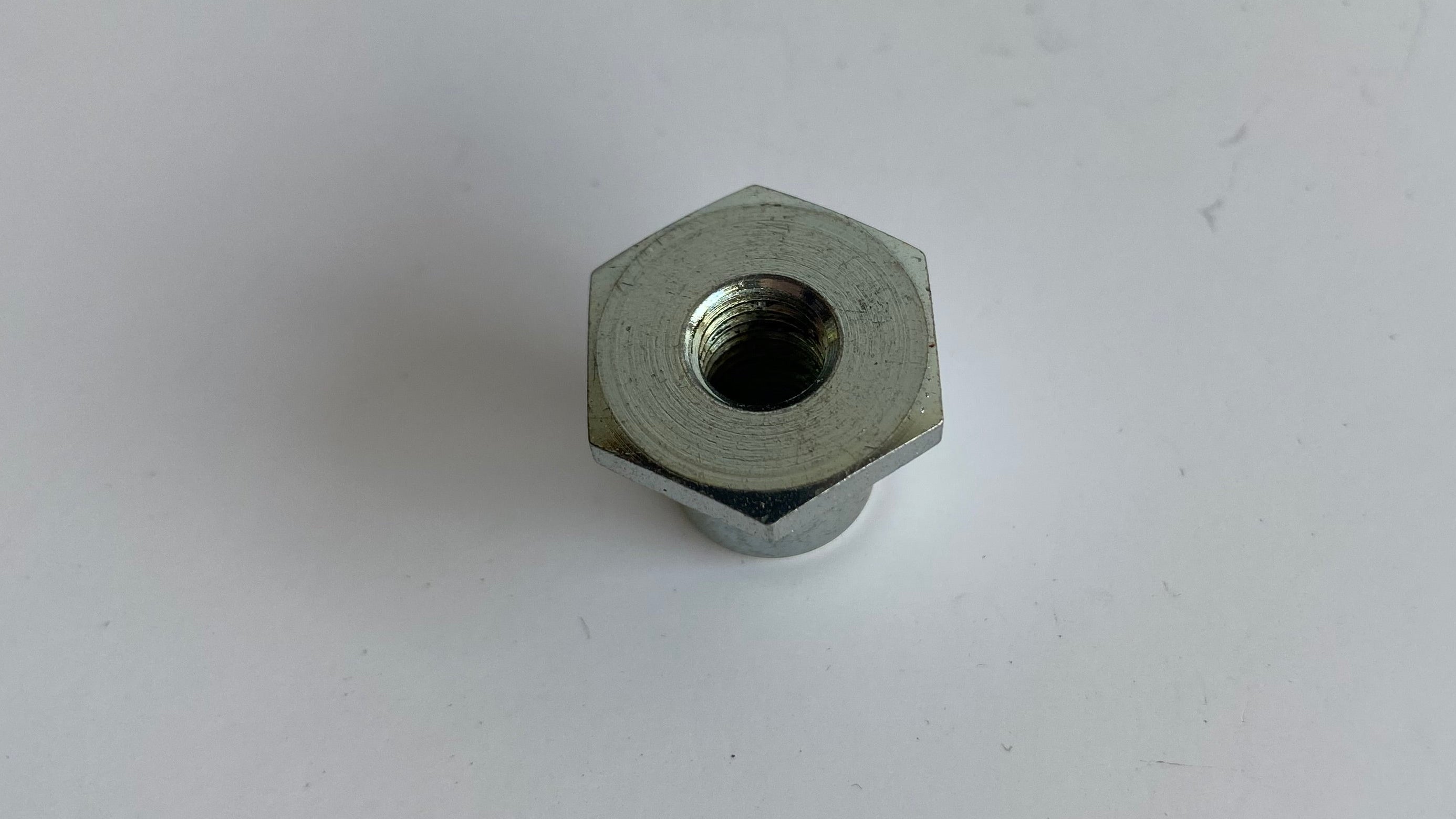 Ecrou ajustement embrayage Sportster Harley Davidson REF OEM 11730A