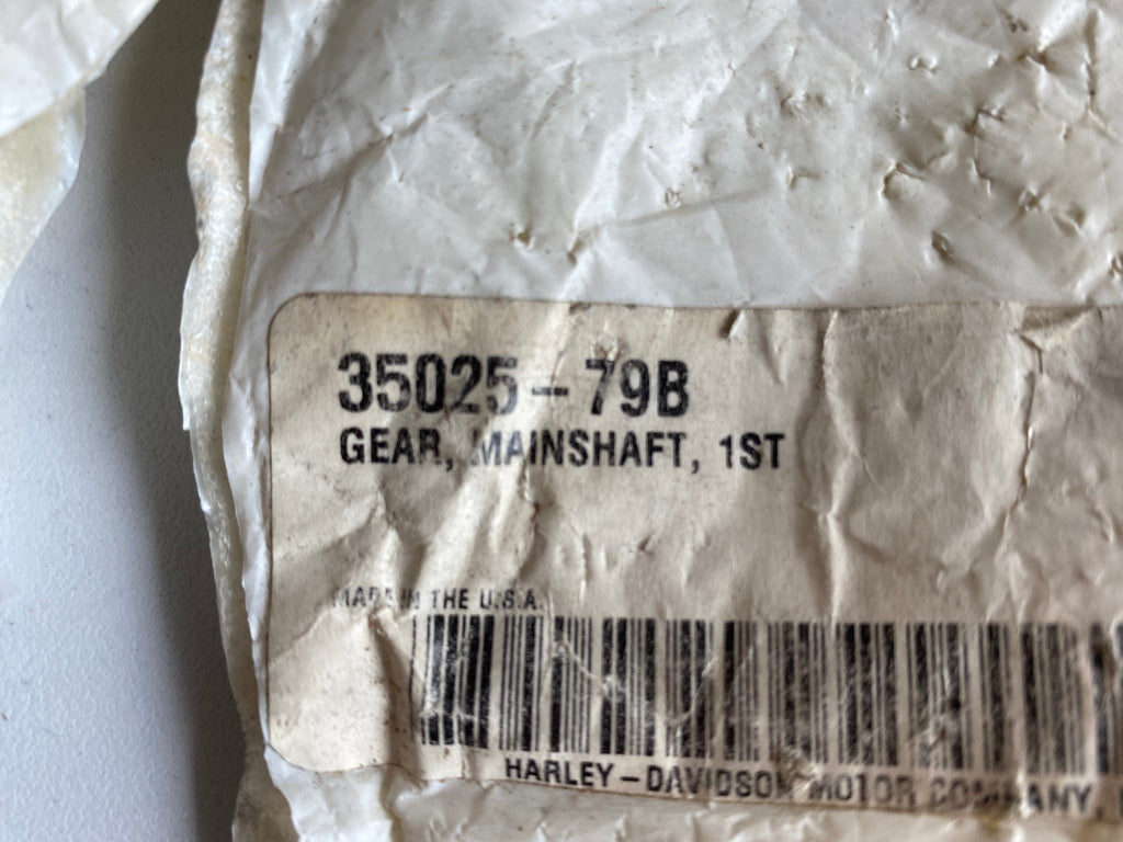 Pignon 1° vitesse arbre principal Big Twin 5 vitesses Harley Davidson REF OEM 35025-79B