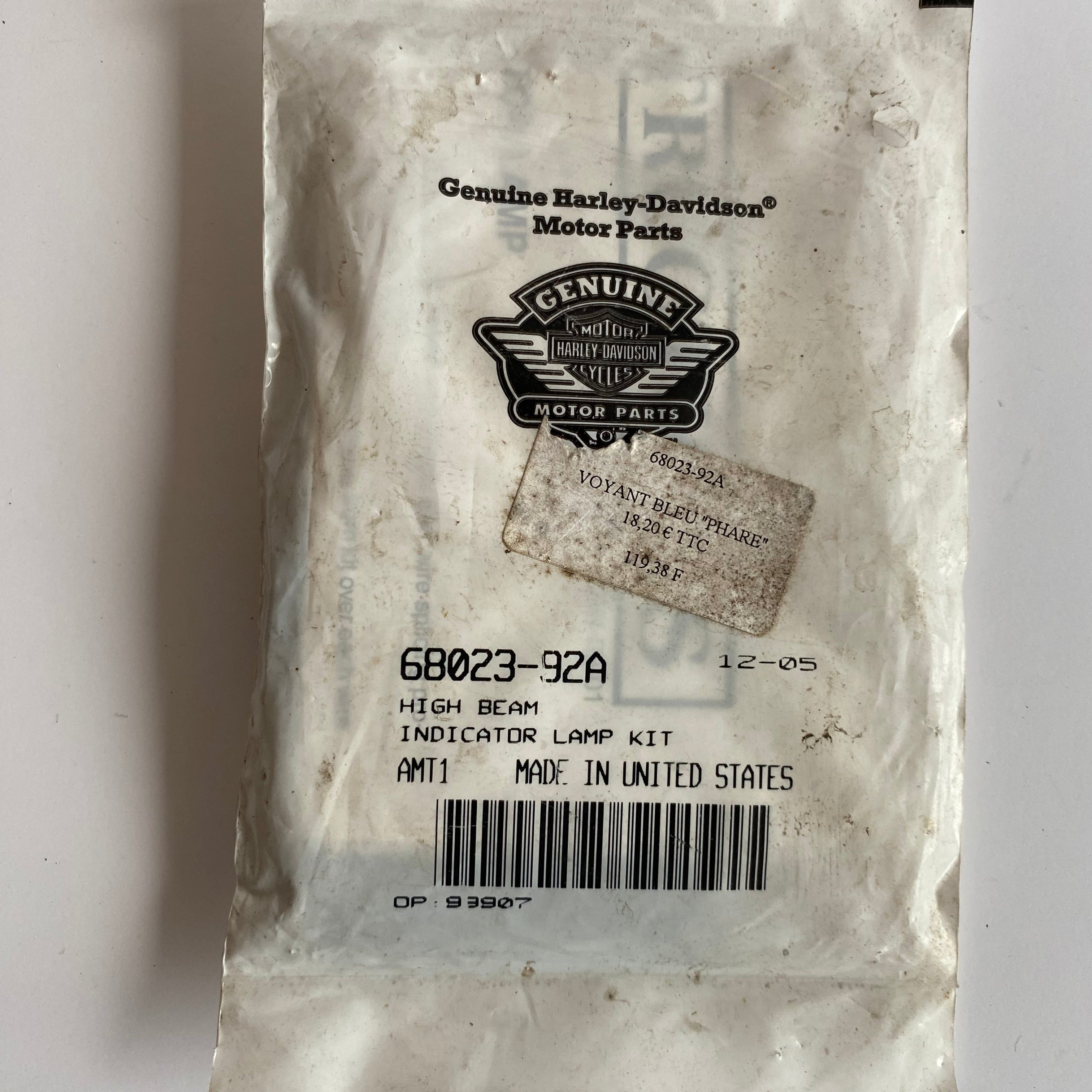 Voyant plein phare bleu Harley Davidson REF OEM 68023-92A