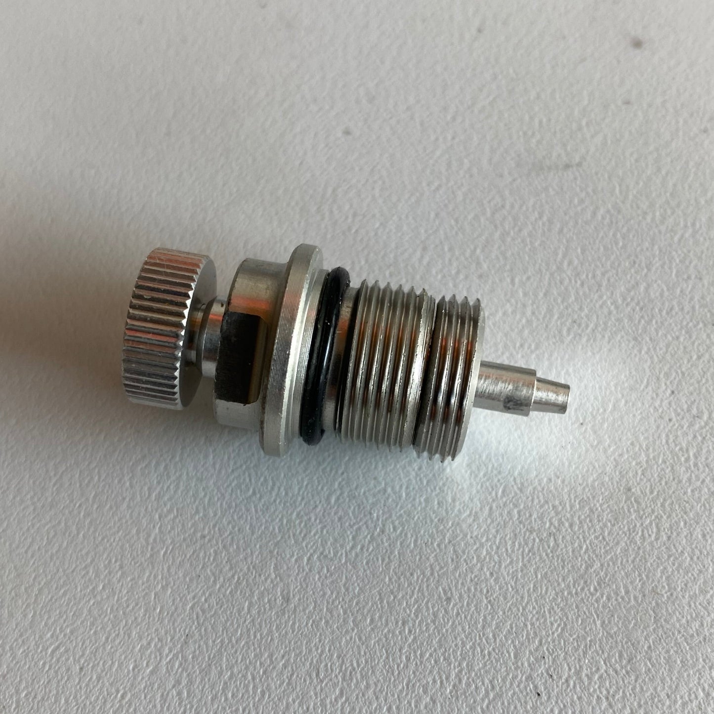 réglage inférieur fourche 39mm réglables Harley Davidson REF OEM45726-96