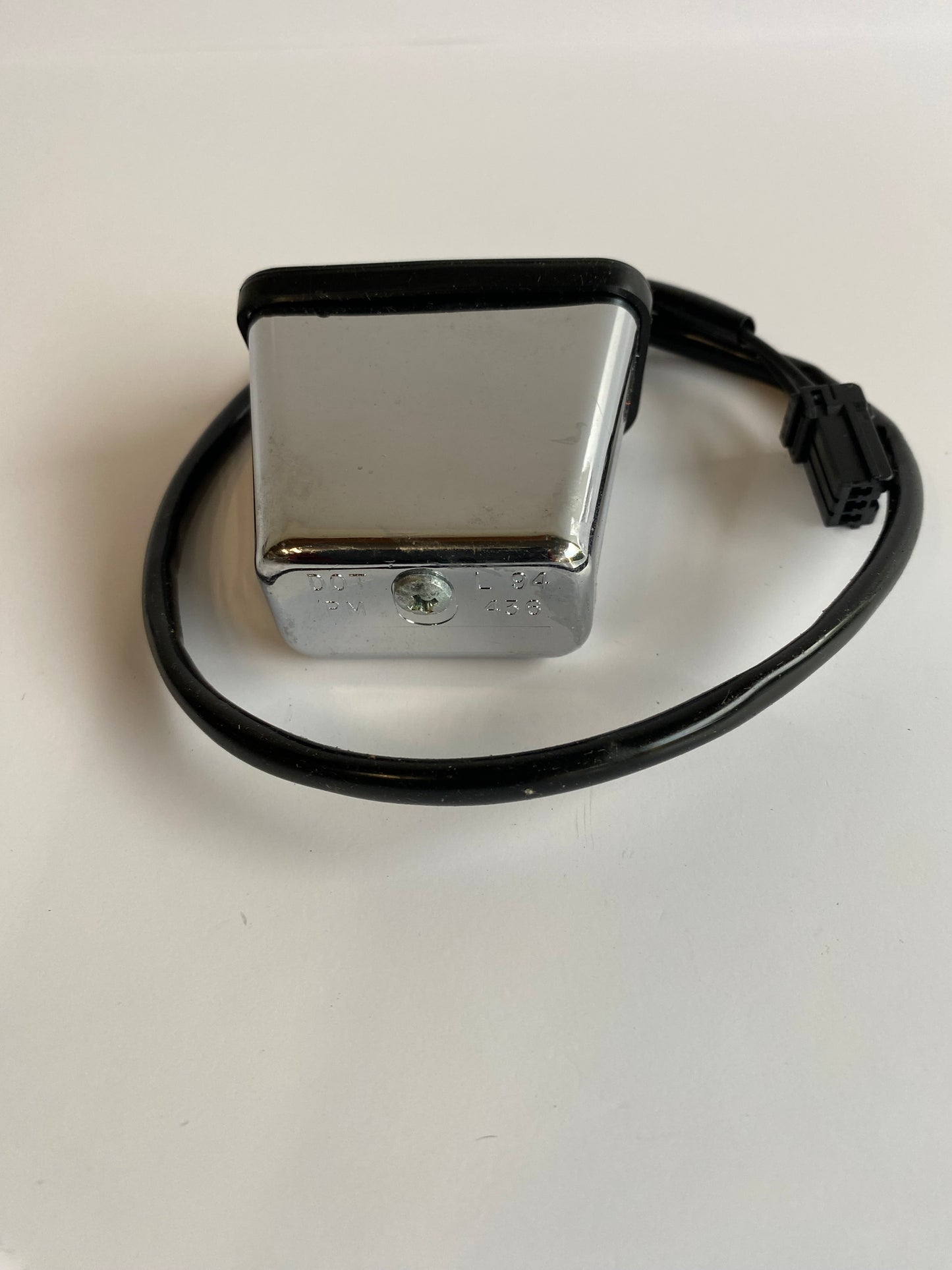Eclairage de plaque immatriculation chrome Harley Davidson REF OEM 68180-99