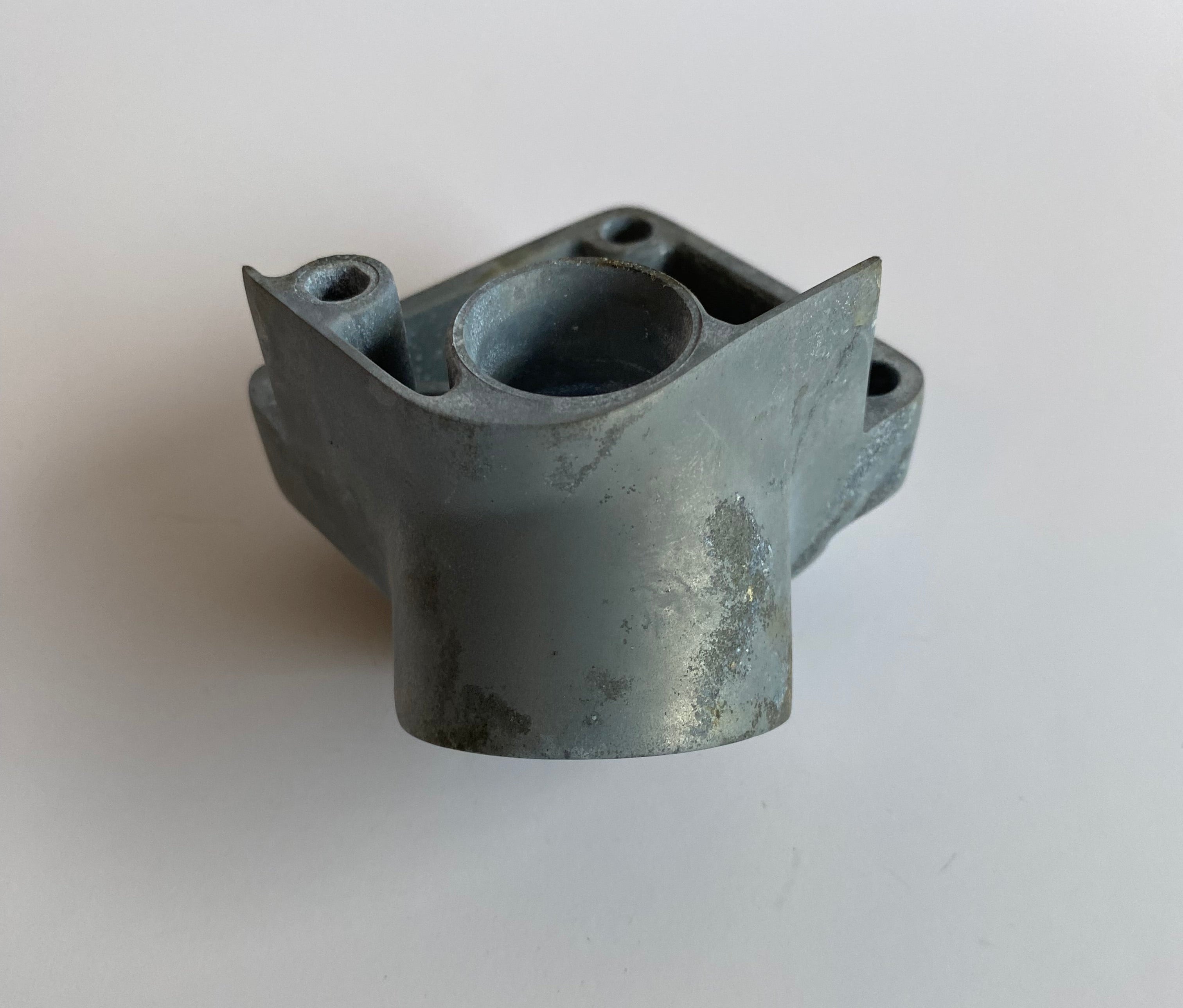 Harley Davidson Dyna Oil Cap Filler Bracket REF OEM 62433-95