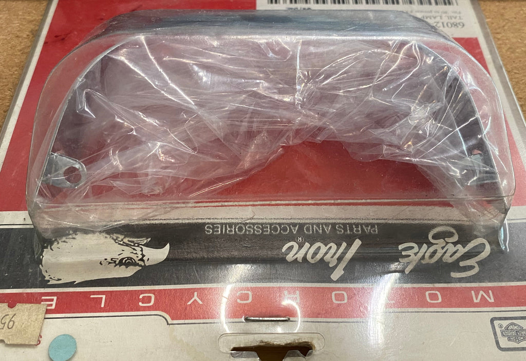 Visière feu stop arrière chromé Softail FXST Harley Davidson REF 68012-88T