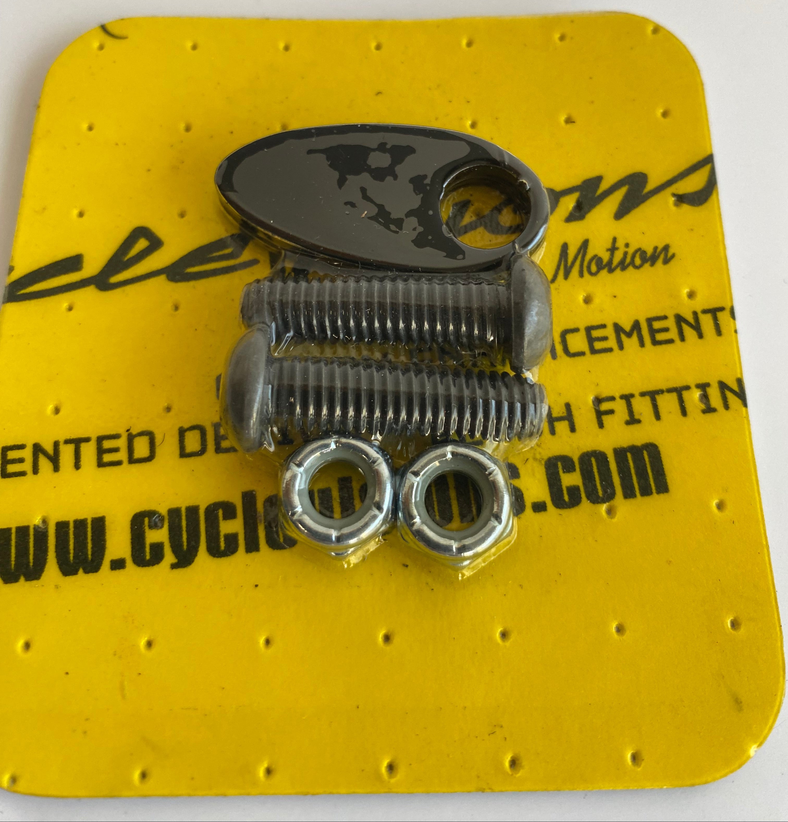 Kit de caches noirs trous de clignotants Dyna Harley Davidson REF Drag : 2020-1688