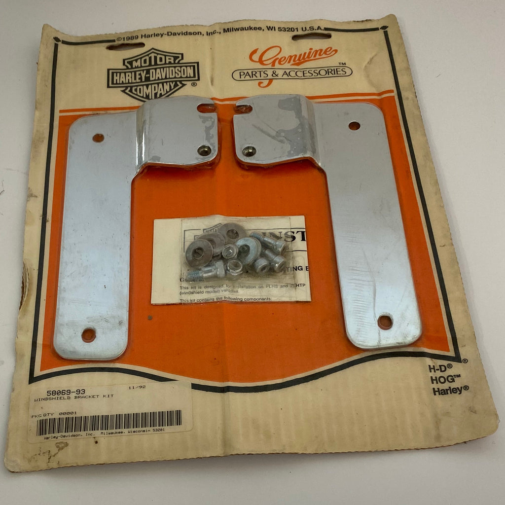 Kit supports de pare brise chromés Touring Harley Davidson REF 58069-93