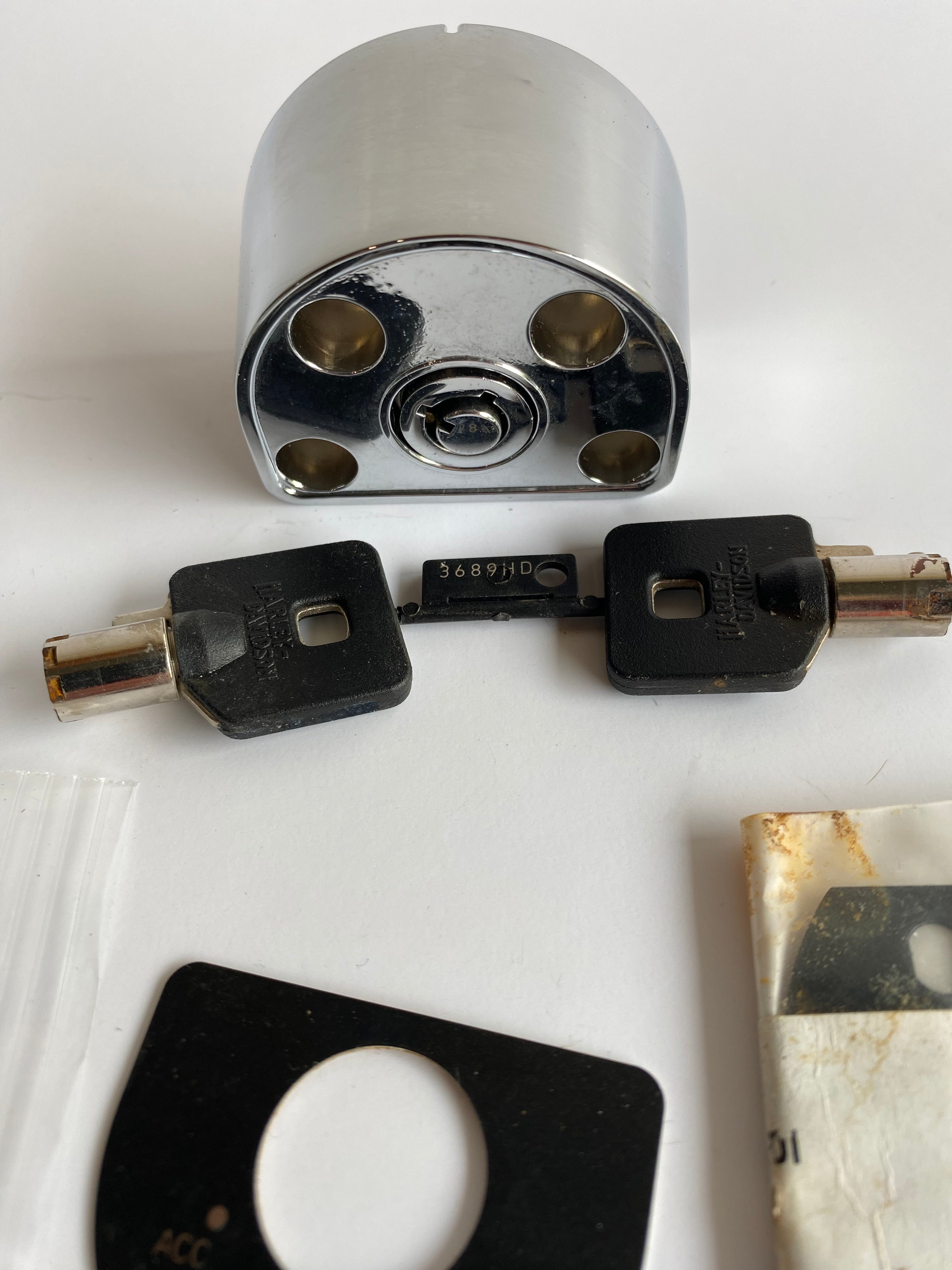 Contacteur à clé complet Touring Harley Davidson REF OEM 71643-00