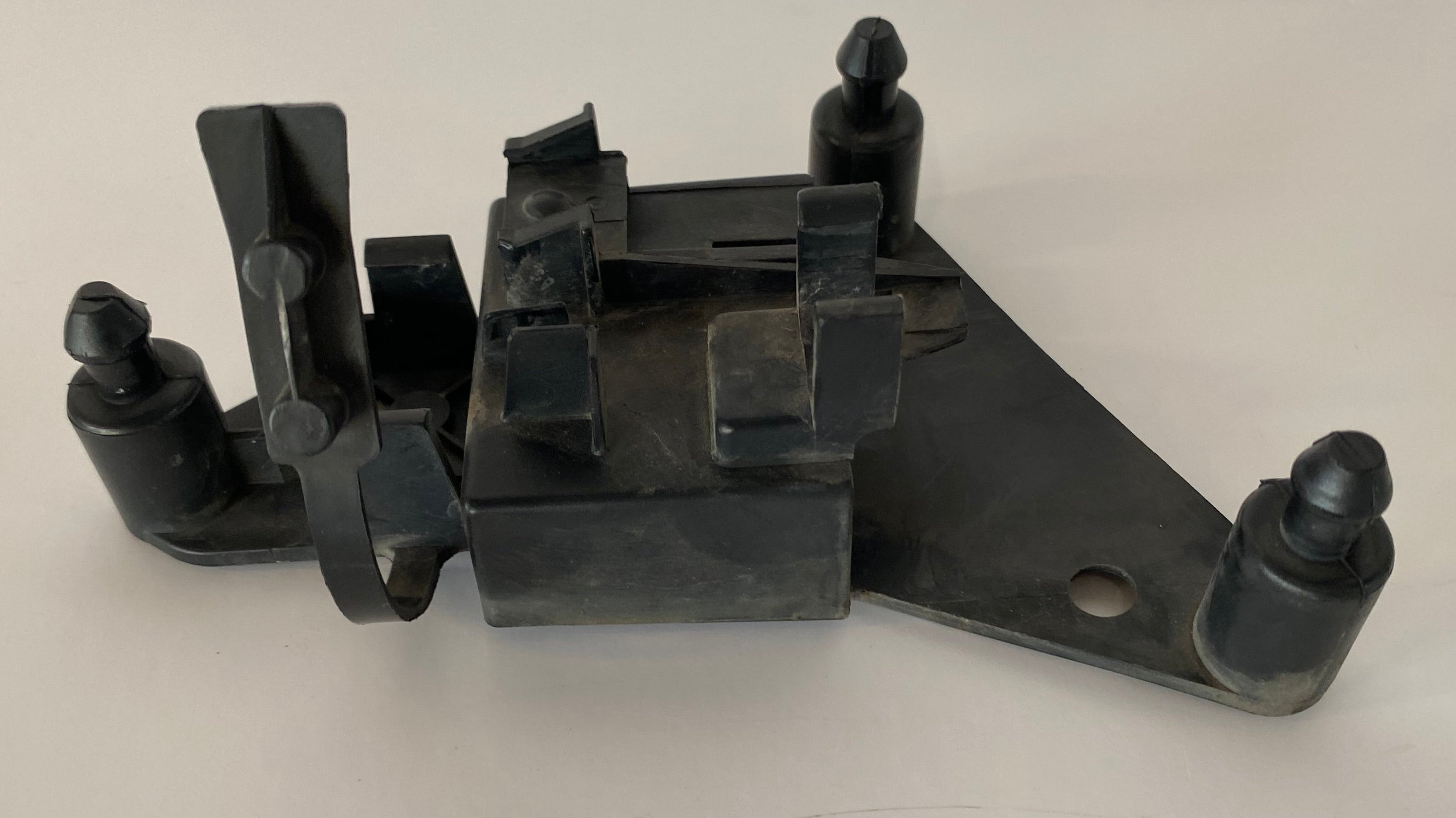 Porte fusibles Sportster Harley Davidson REF OEM 27266-98