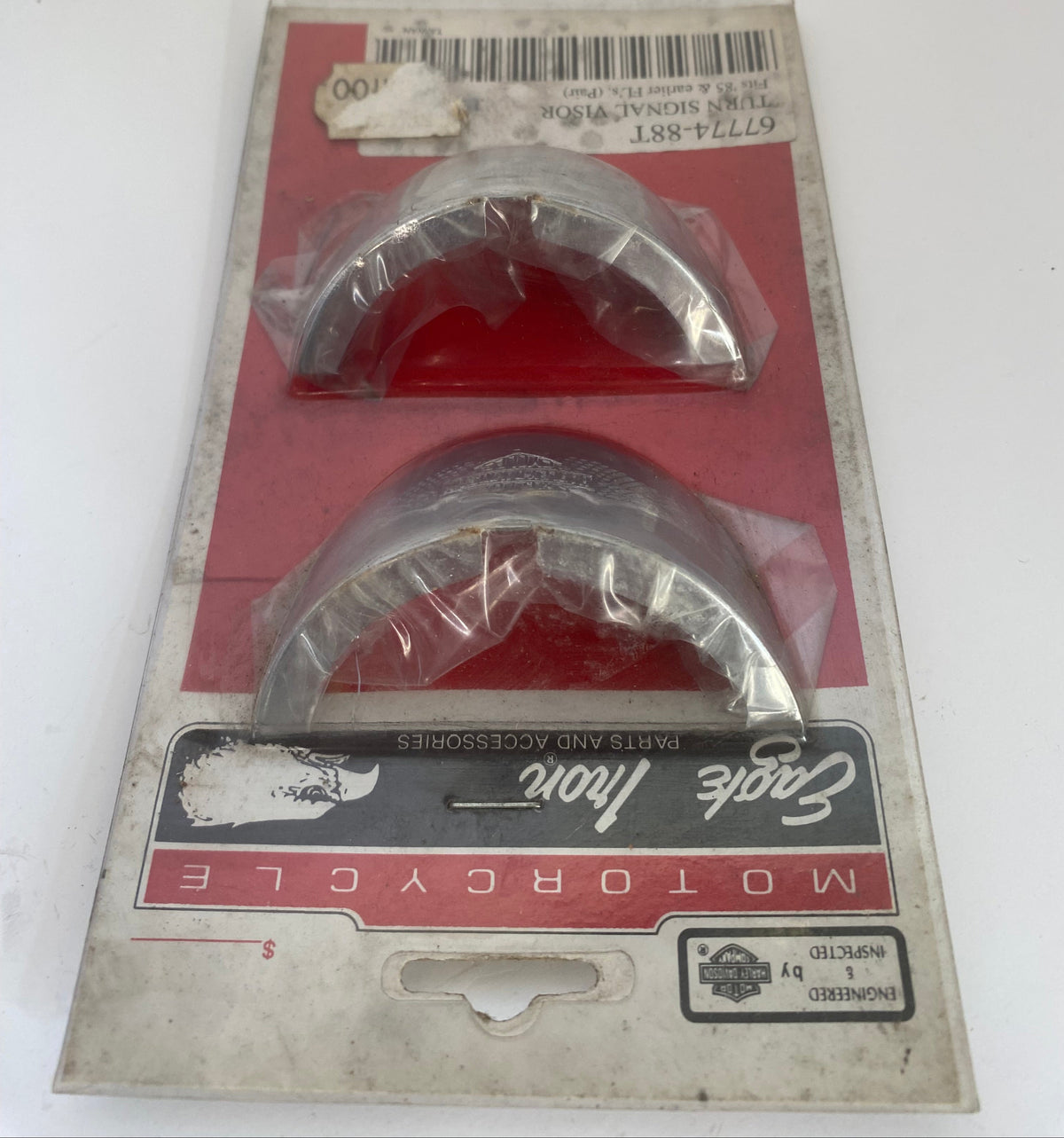 Jeu de 2 casquettes clignotants Bar & Shield ailes chromé Harley Davidson REF 67774-88T