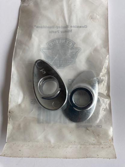 Covers clignotants arrière relocation chrome Harley Davidson REF OEM : 68028-03