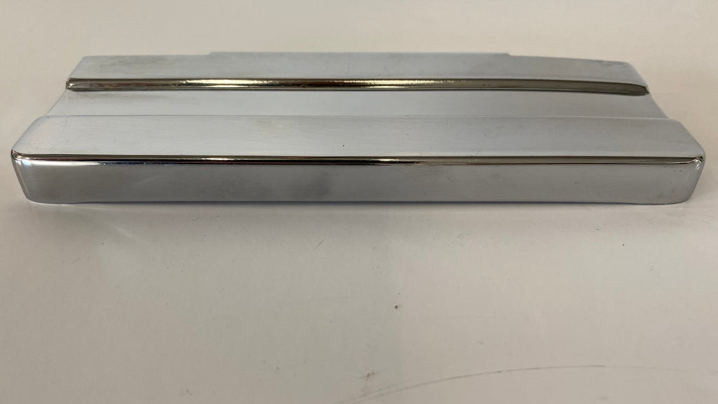 Cache supérieur cache batterie chromé Harley Davidson REF OEM 66367-97