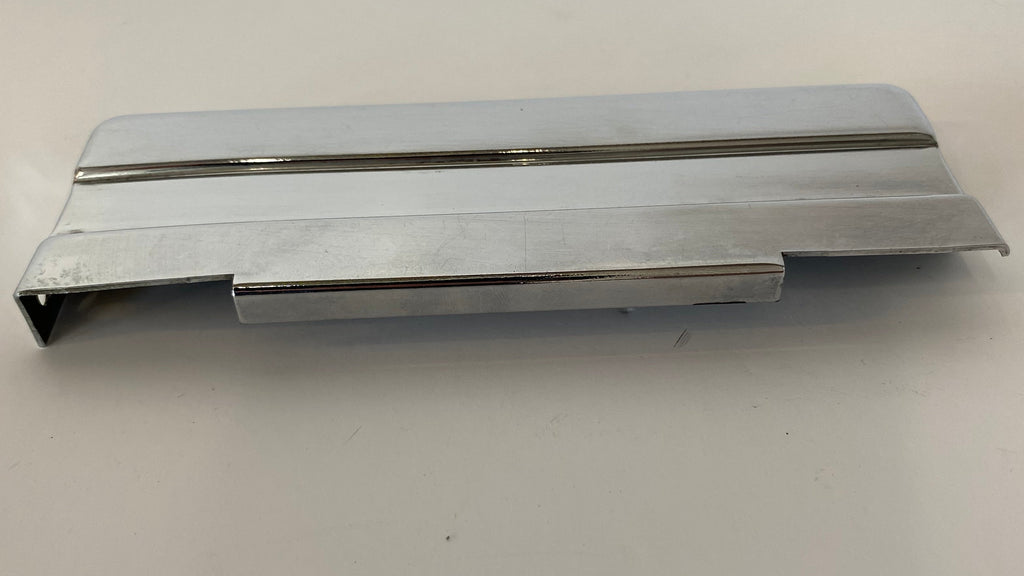 Cache supérieur cache batterie chromé Harley Davidson REF OEM 66367-97