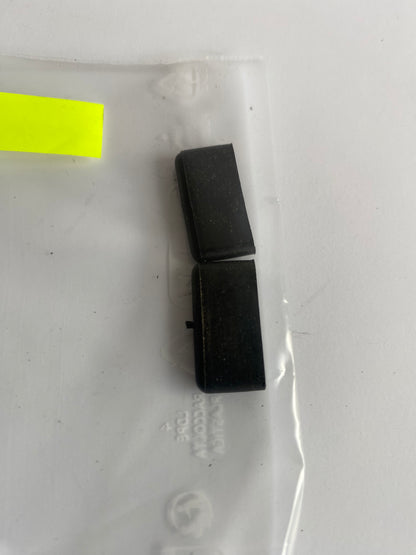 Caoutchouc pour couvercle latéral de batterie Harley Davidson REF OEM : 66029-80