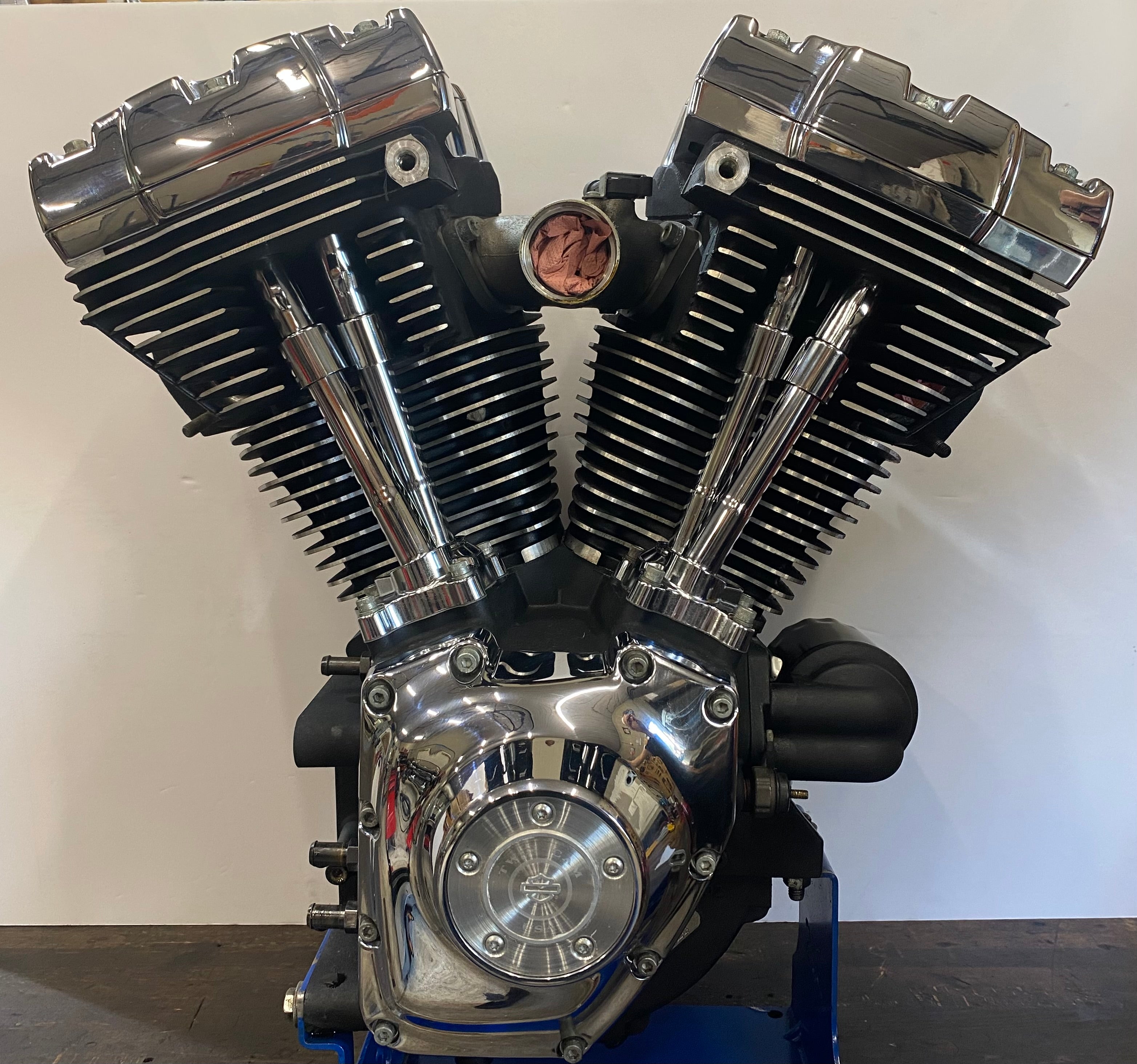 Twin Cam 1450 cc Dyna Harley Davidson Engine REF OEM 16165-01