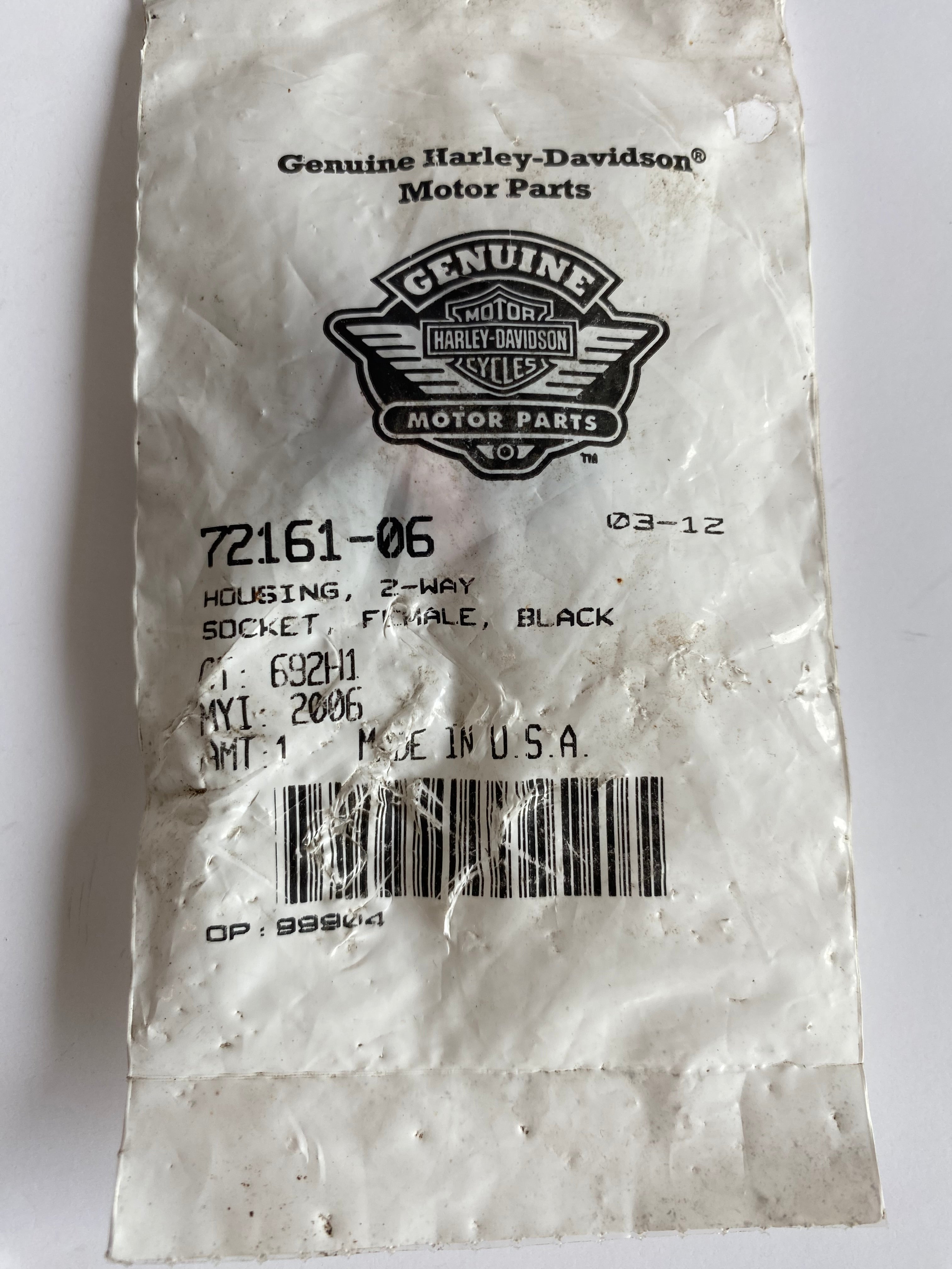Prise femelle 2 pins Harley Davidson REF OEM : 72161-06