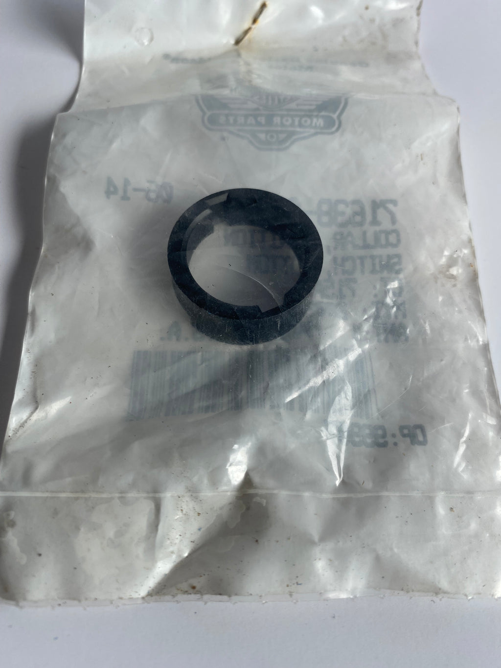 Entretoise de contacteur à clés Harley Davidson REF OEM : 71638-03