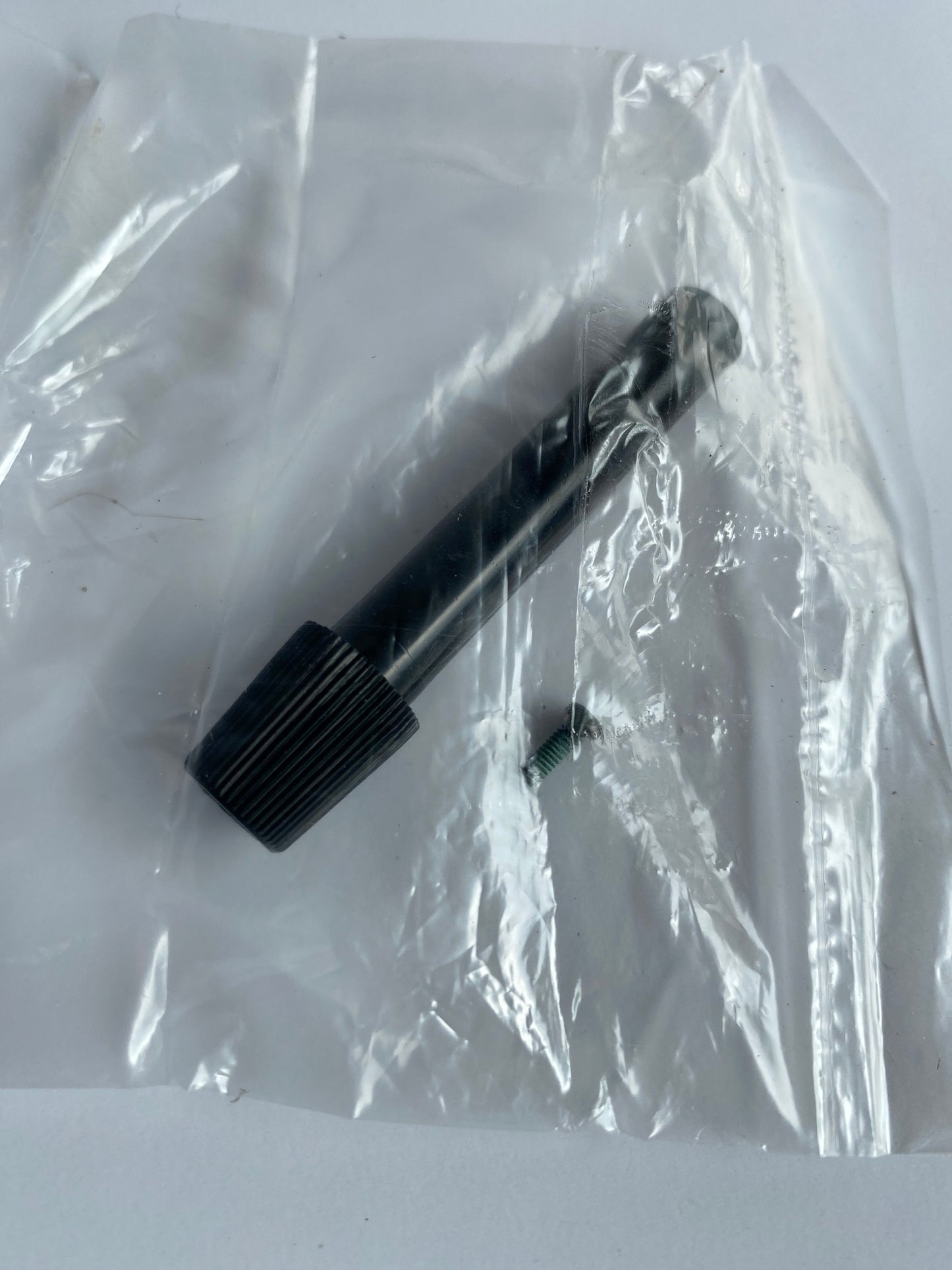Bouton reset compteur Harley Davidson REF OEM  : 67234-84