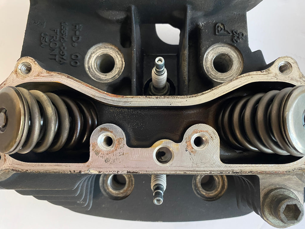 Jeu de culasses Sportster 1200 S 4 bougies Harley Davidson REF OEM 16630-98 & 16633-98