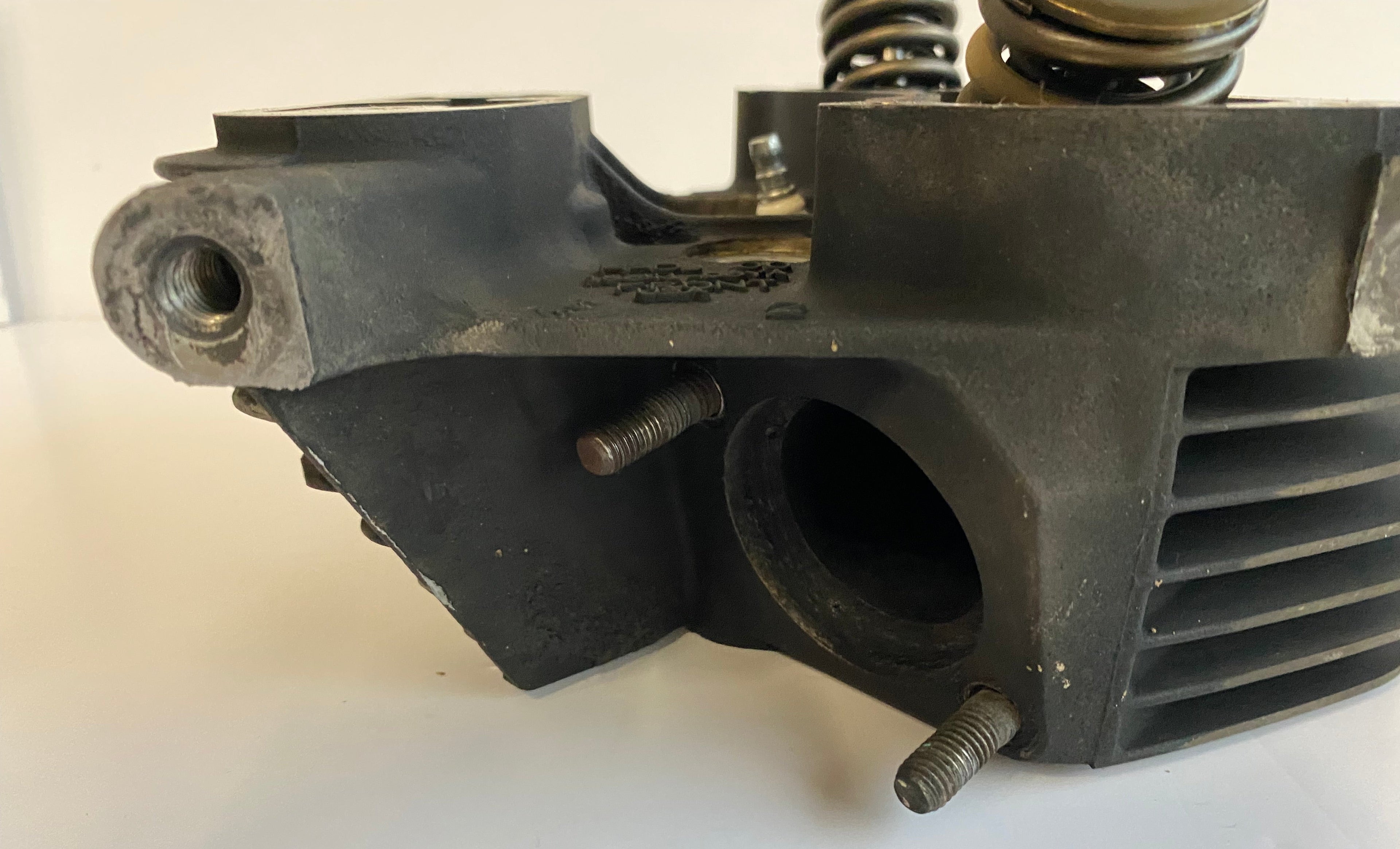 Jeu de culasses Sportster 1200 S 4 bougies Harley Davidson REF OEM 16630-98 & 16633-98
