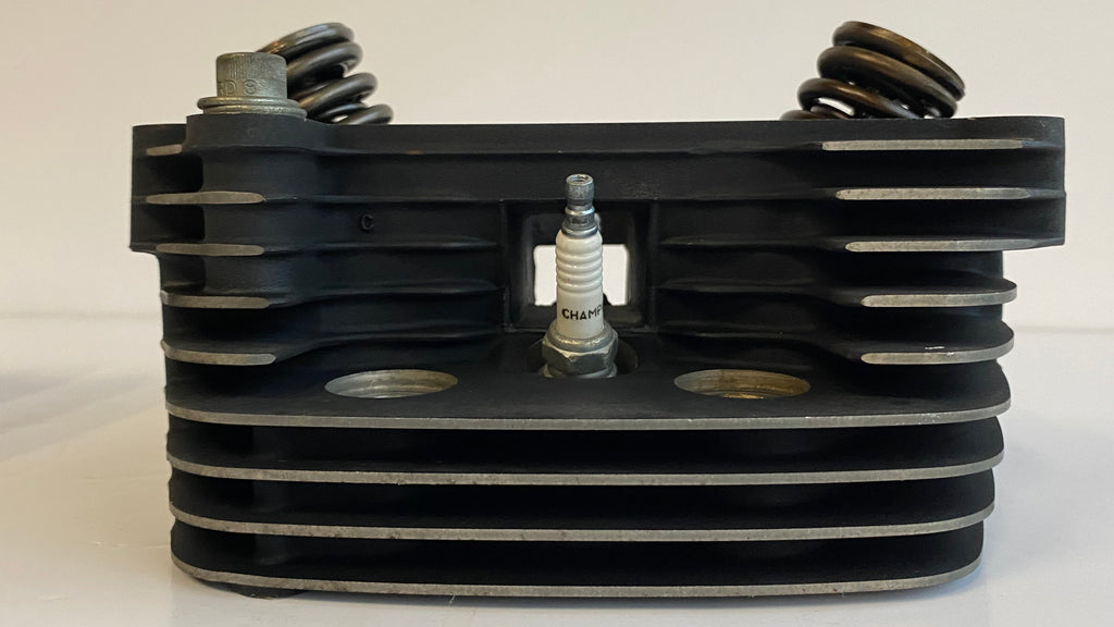 Jeu de culasses Sportster 1200 S 4 bougies Harley Davidson REF OEM 16630-98 & 16633-98