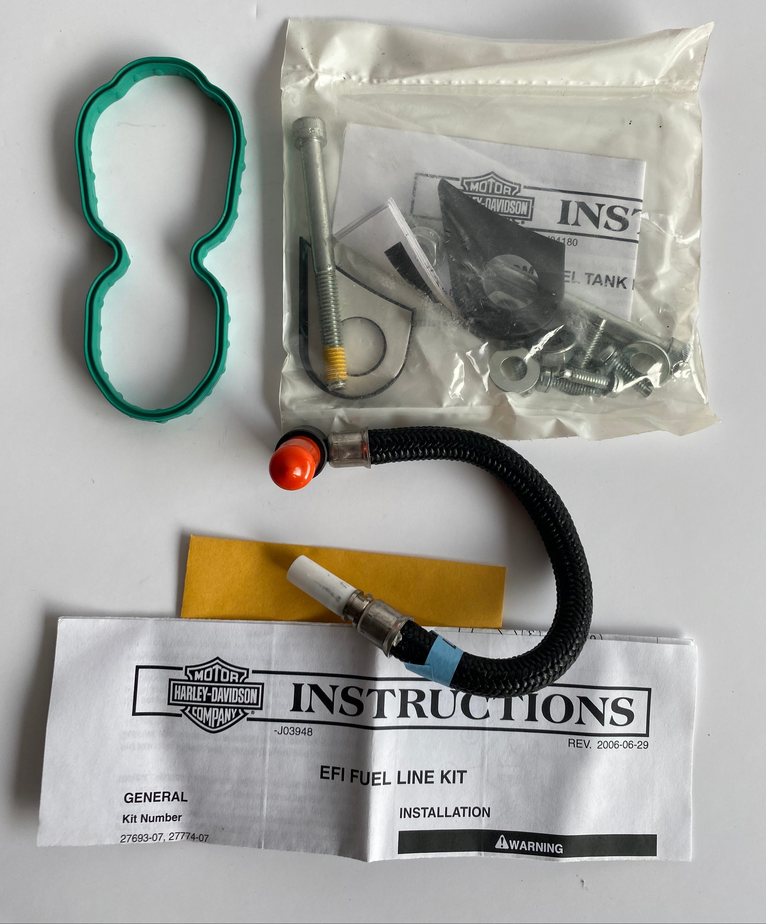 Kit installation pour réservoir 17 litres sportster Harley Davidson REF OEM 62999-07