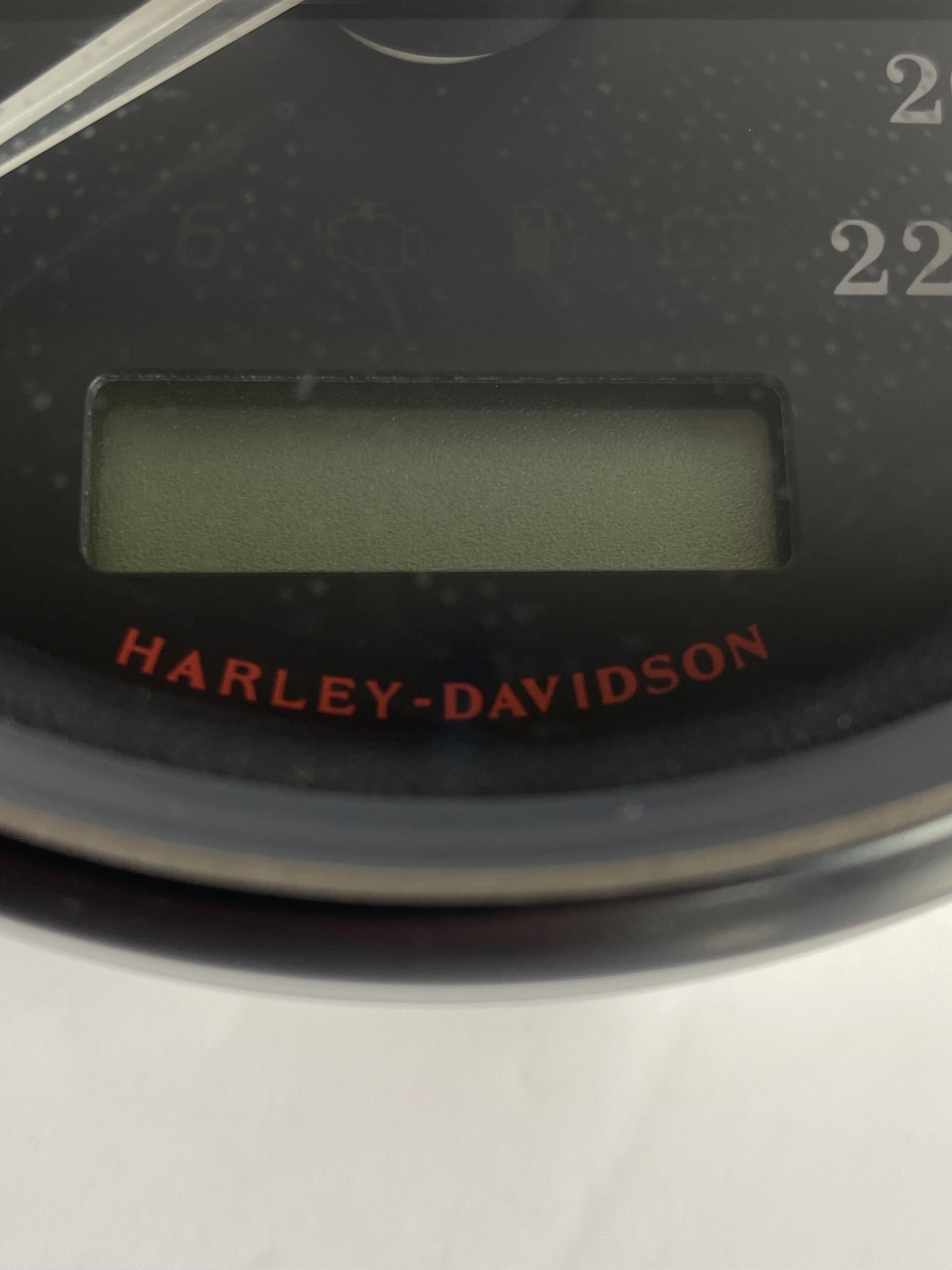 Compteur 4 pouces Touring  Harley Davidson REF OEM 67430-04