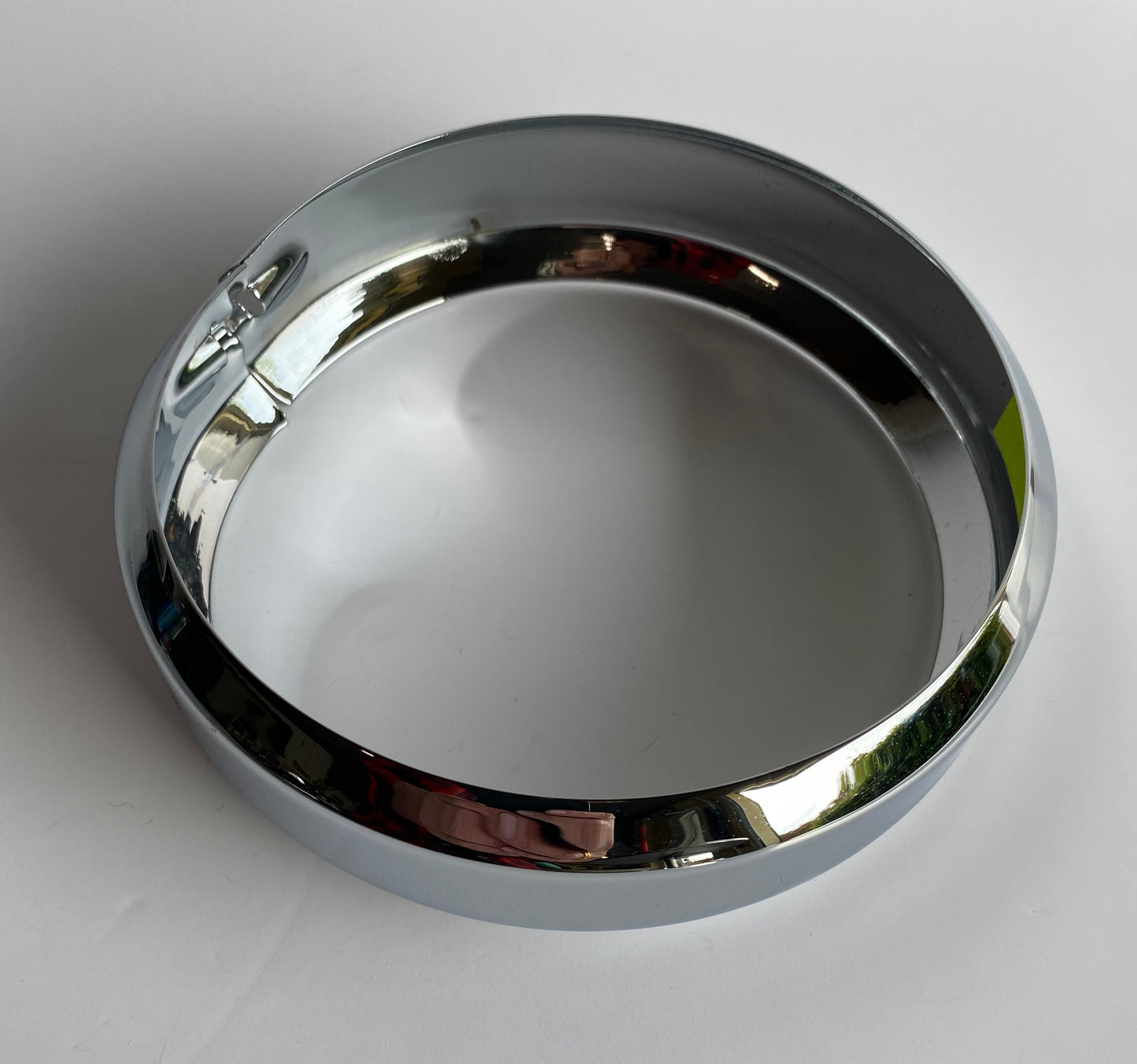 Cerclage de phare chrome Harley Davidson REF OEM  : 69782-08