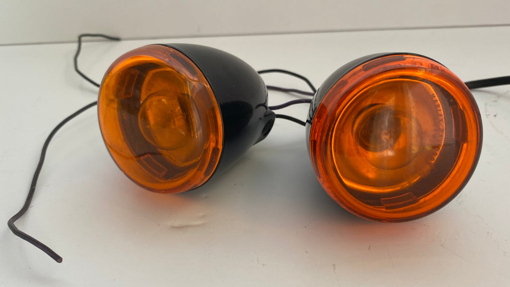Jeu de 2 clignotants avants noirs Harley Davidson REF OEM 68730-07