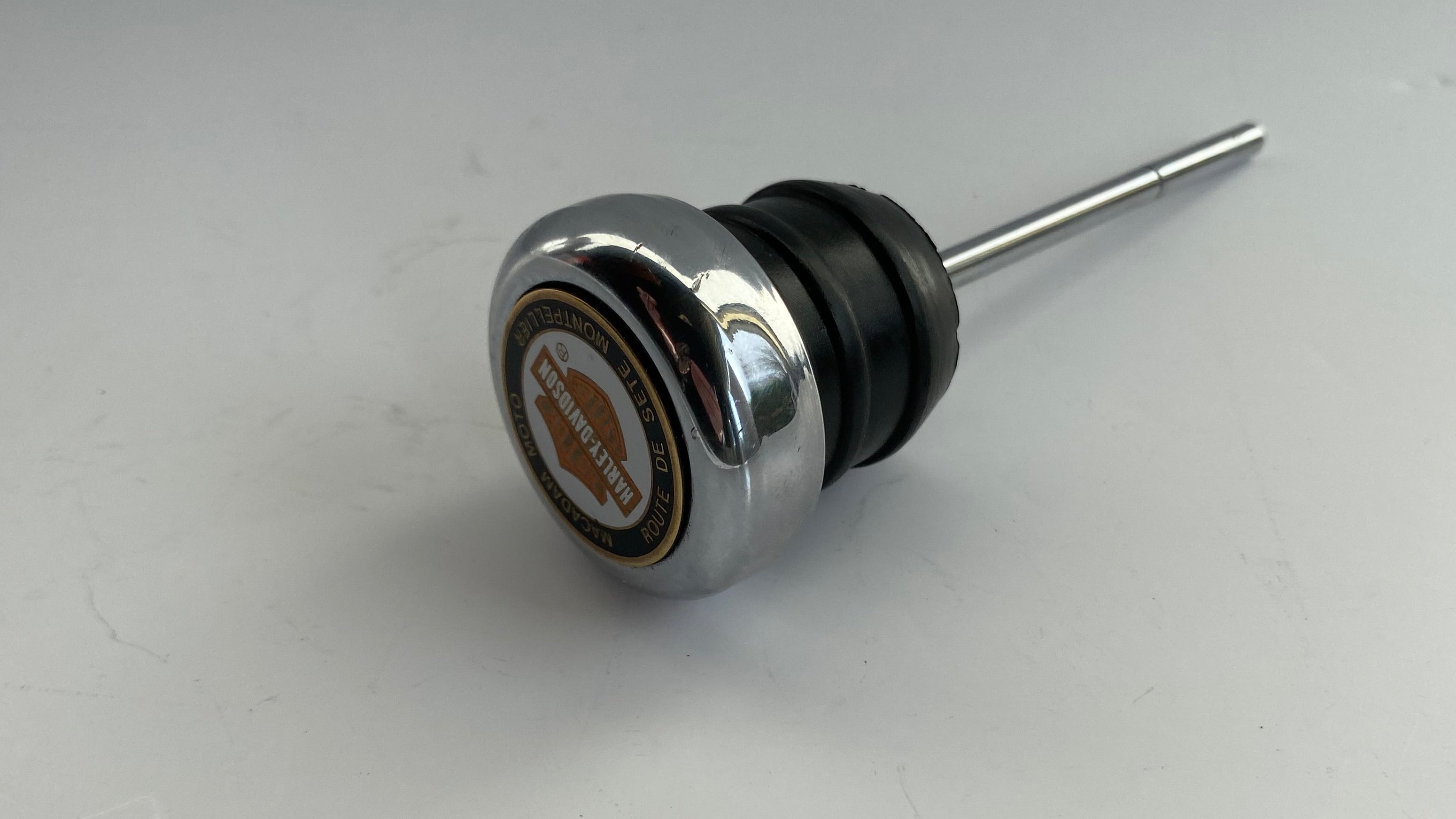 Bouchon de réservoir d'huile Sportster Harley Davidson REF OEM 62634-84A