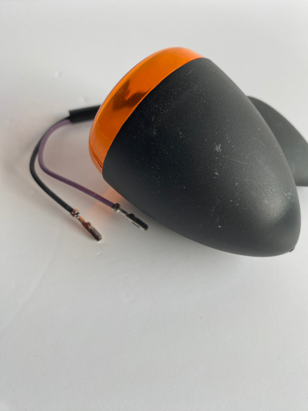 Harley Davidson Mattschwarzer hinterer Blinker OEM-Referenz: 68984-01