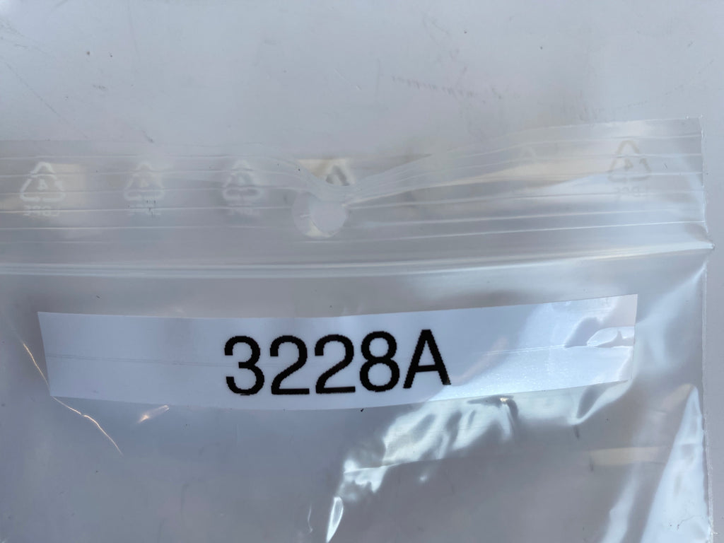 Vis BTR embase poussoir hydraulique Sportster Harley Davidson REF OEM 3228A