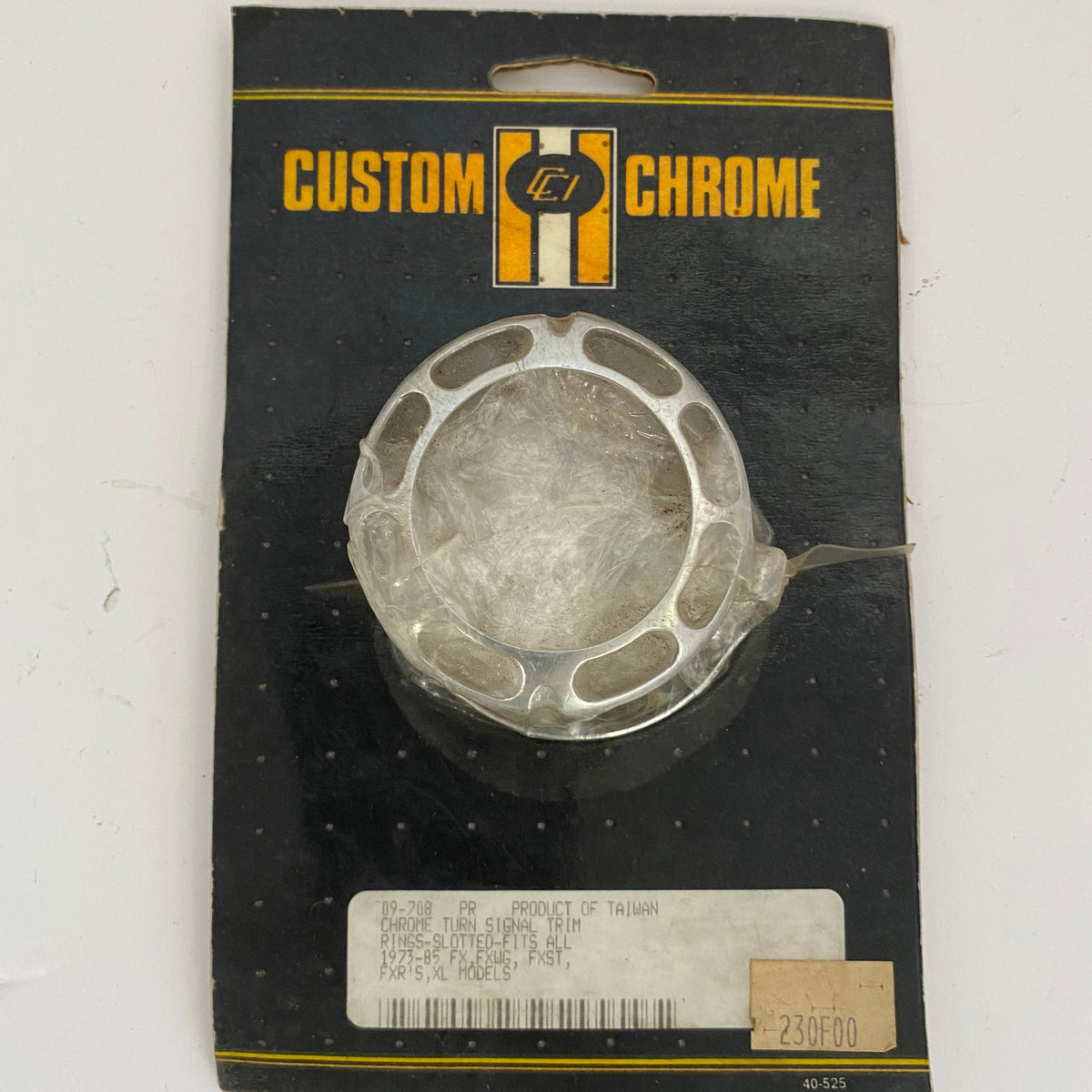 Jeu de 2 ornements cerclages de clignotants Harley Davidson REF CCI : 09-708