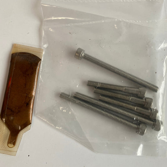 Kit de 6 vis Supertrapp embout 3 pouces Harley Davidson REF 304-7203