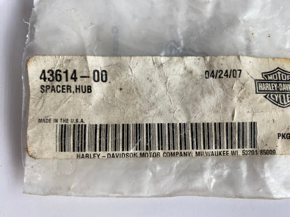 Entretoise roue avant droite Softail Harley Davidson REF OEM 43614-00