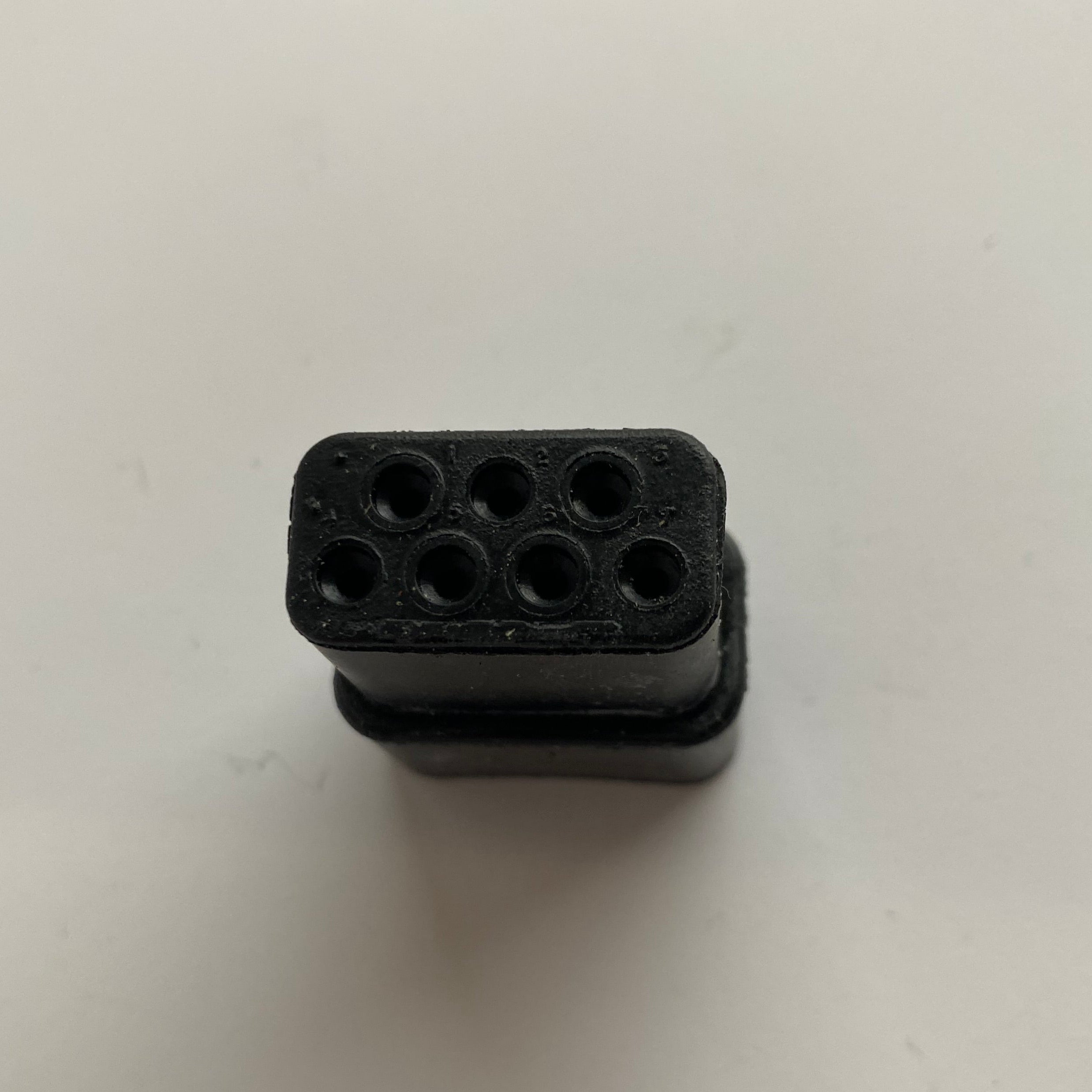 Prise faisceau électrique module allumage 7 pins Harley Davidson REF OEM 31998-91A
