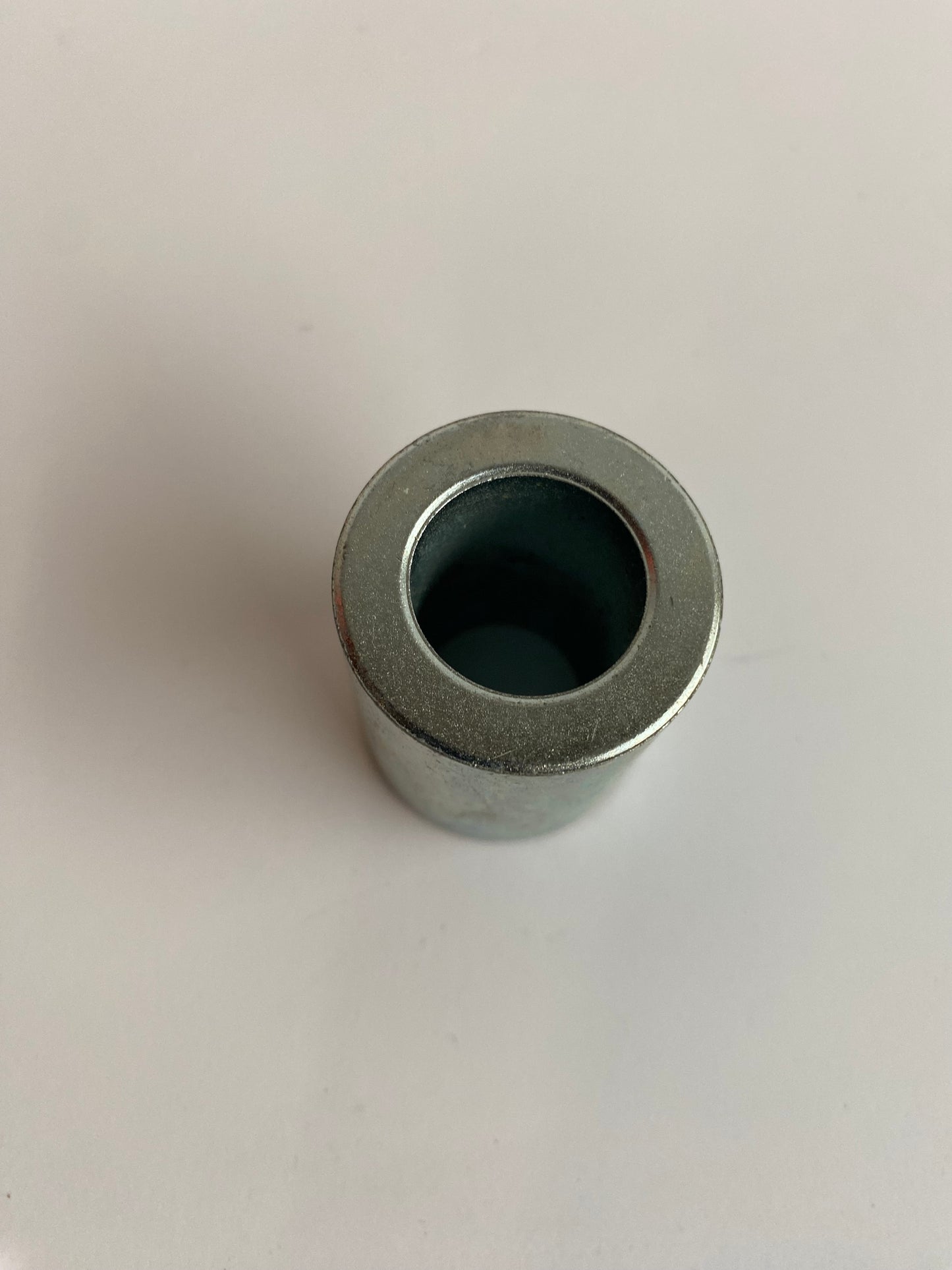 Entretoise roue arrière droit Sportster Harley Davidson REF OEM 40930-04