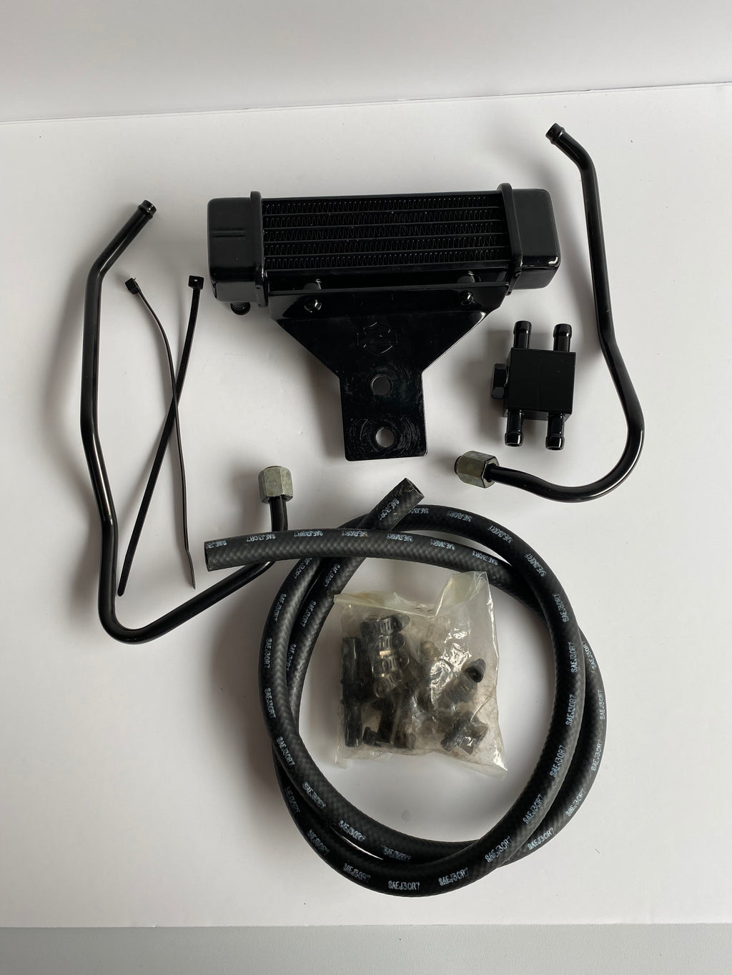 Kit radiateur d'huile Dyna Harley Davidson REF OEM : 62871-99