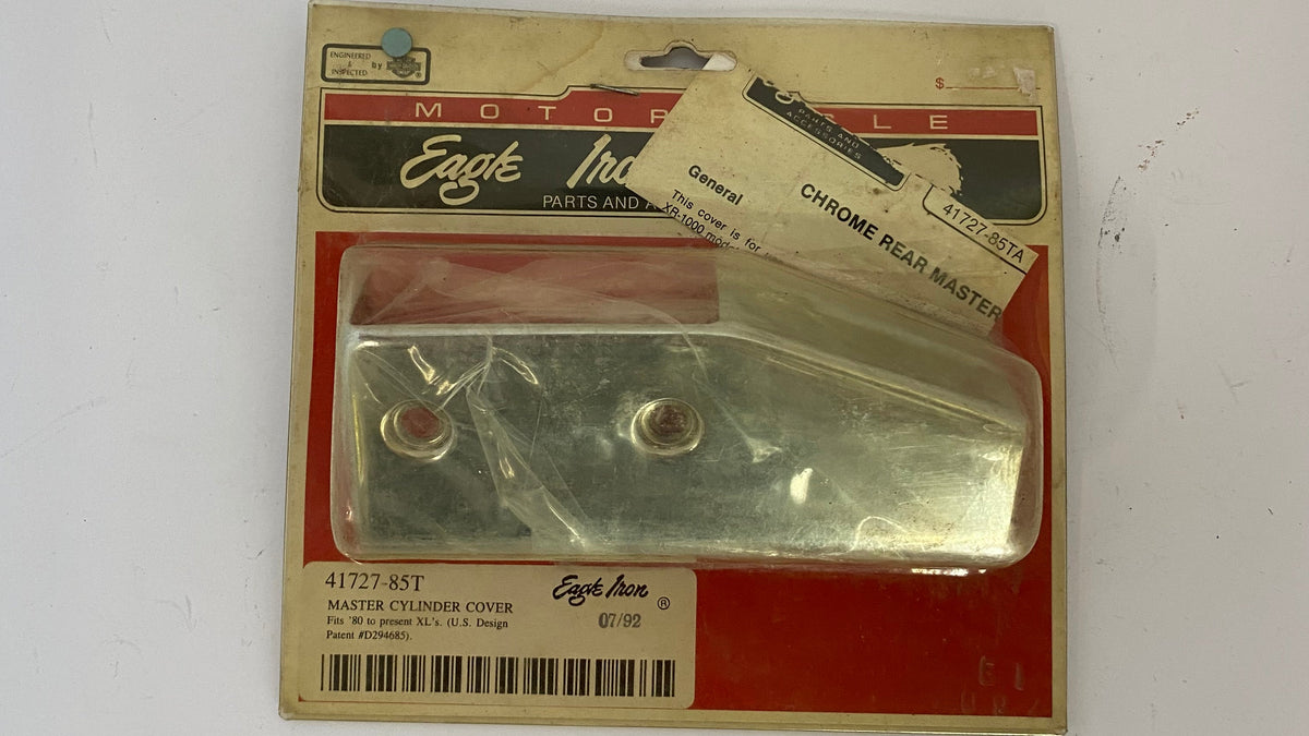 Cache maitre cylindre arrière chromé Sportster Harley Davidson REF 41727-85T