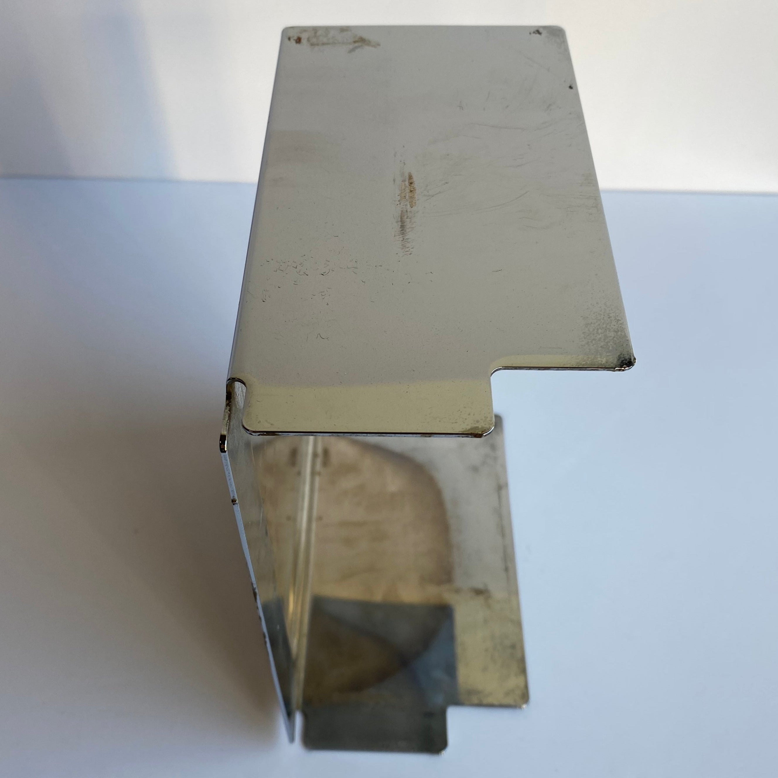 Cache batterie  chrome Dyna Harley Davidson REF OEM : 66375-97
