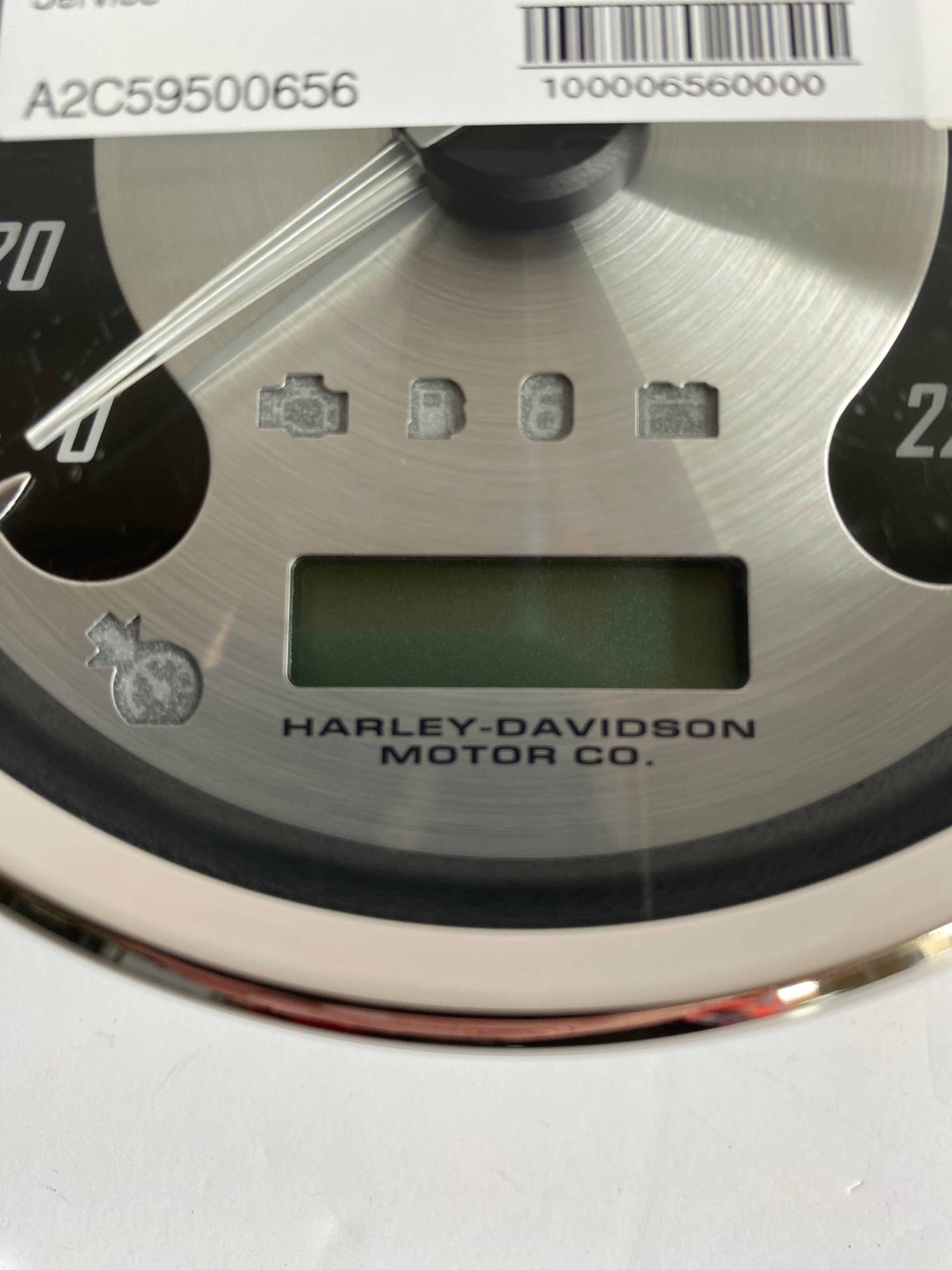Compteur de vitesses à cadran aluminium Harley Davidson REF OEM : 67318-05A