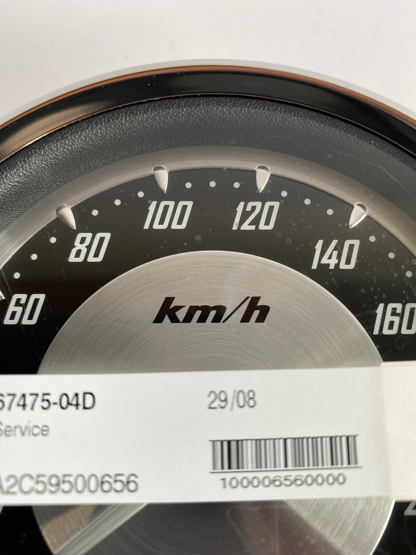 Compteur de vitesses à cadran aluminium Harley Davidson REF OEM : 67318-05A