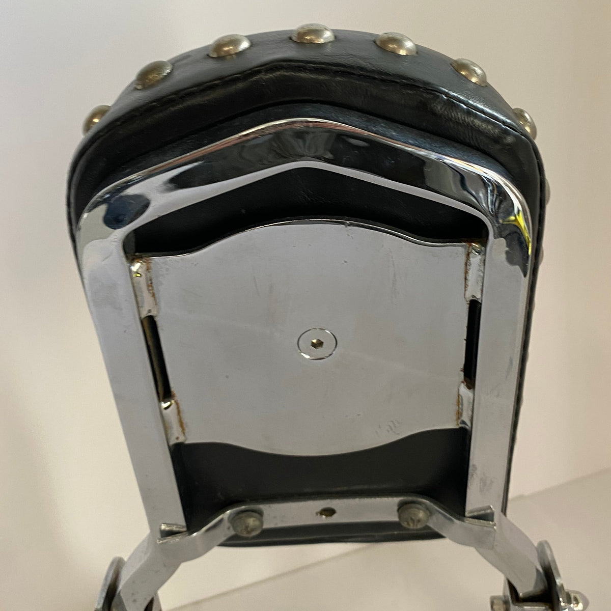 Sissy bar détachable Sportster Harley Davidson REF 53913-04 et 52735-85