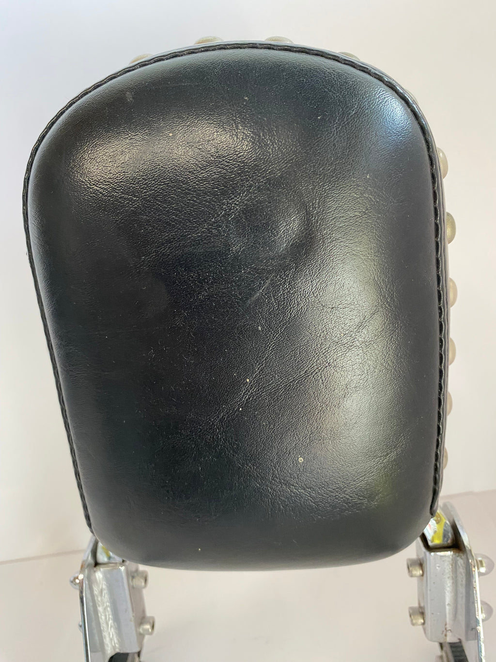 Sissy bar détachable Sportster Harley Davidson REF 53913-04 et 52735-85