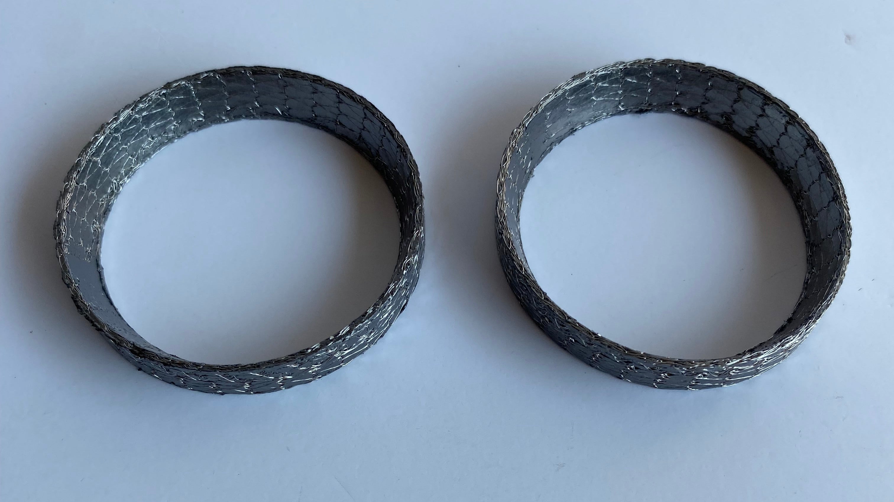 Set of 2 Harley Davidson exhaust gaskets REF OEM 65324-83A