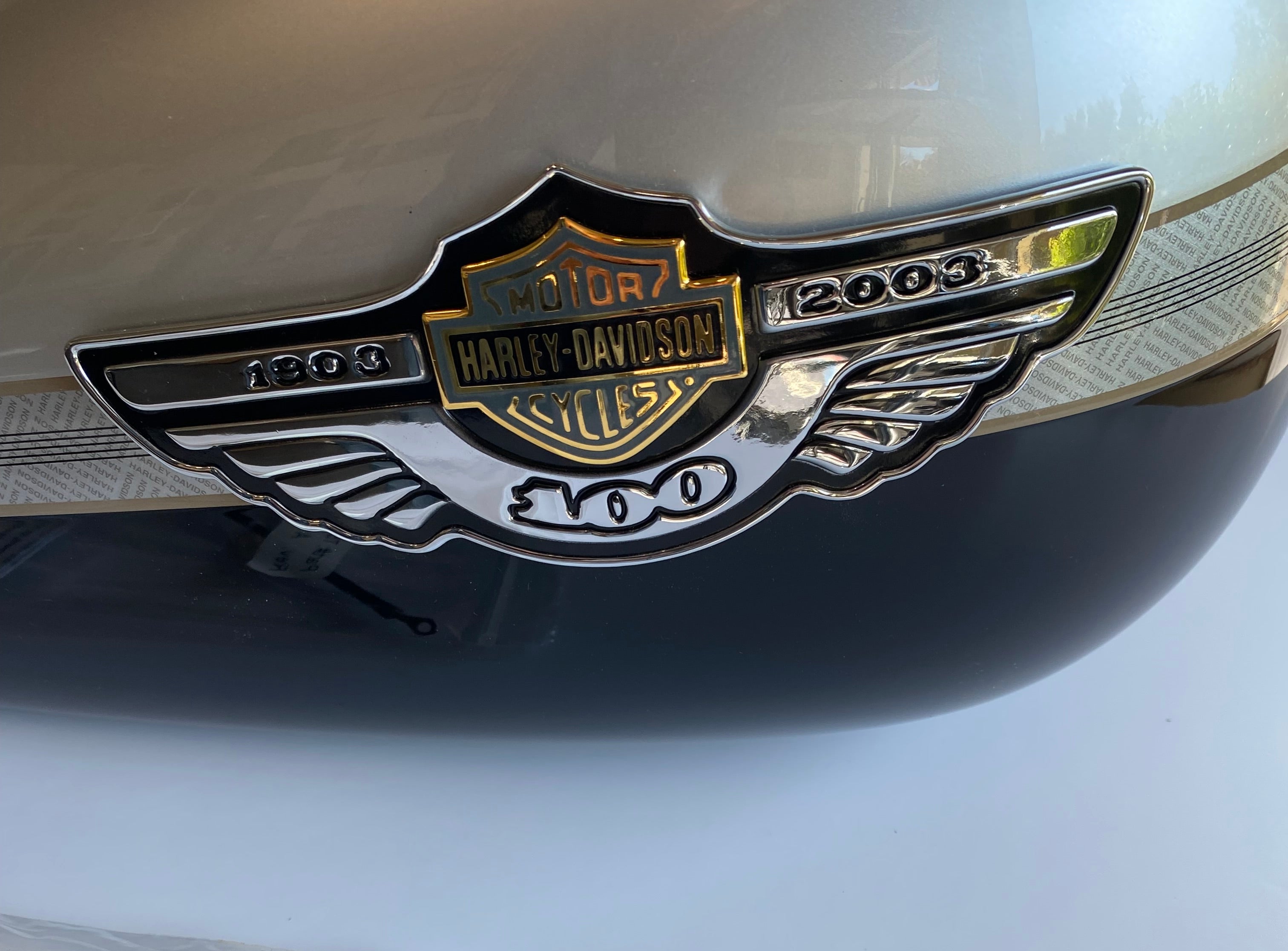 Réservoir Softail Fat Boy 2003 Bi couleur Harley Davidson REF OEM 62198-03BDS