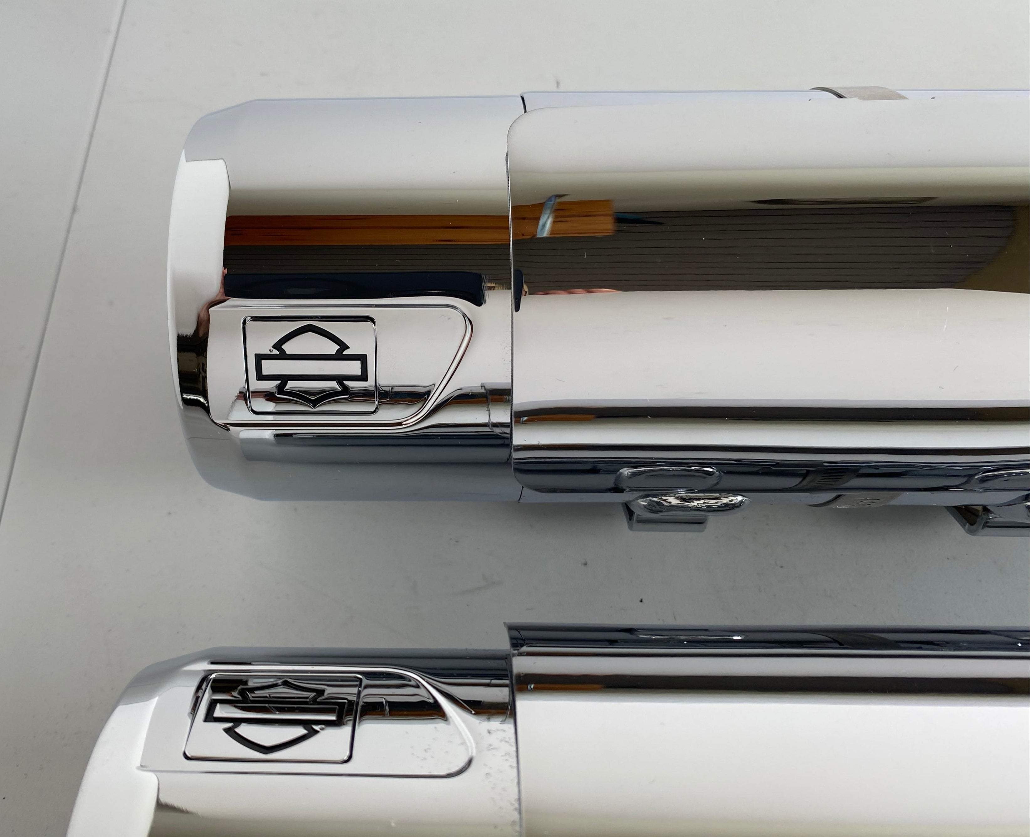 Genuine CVO Touring M8 Harley Davidson Muffler Set REF OEM 64900731A &amp; 64900732